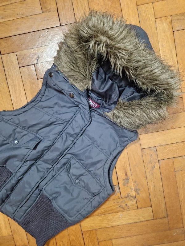 Japanese Brand Vintage faux fur Hood puffer vest y2k 2000s Size S / US 4 / IT 40 - 2 Thumbnail
