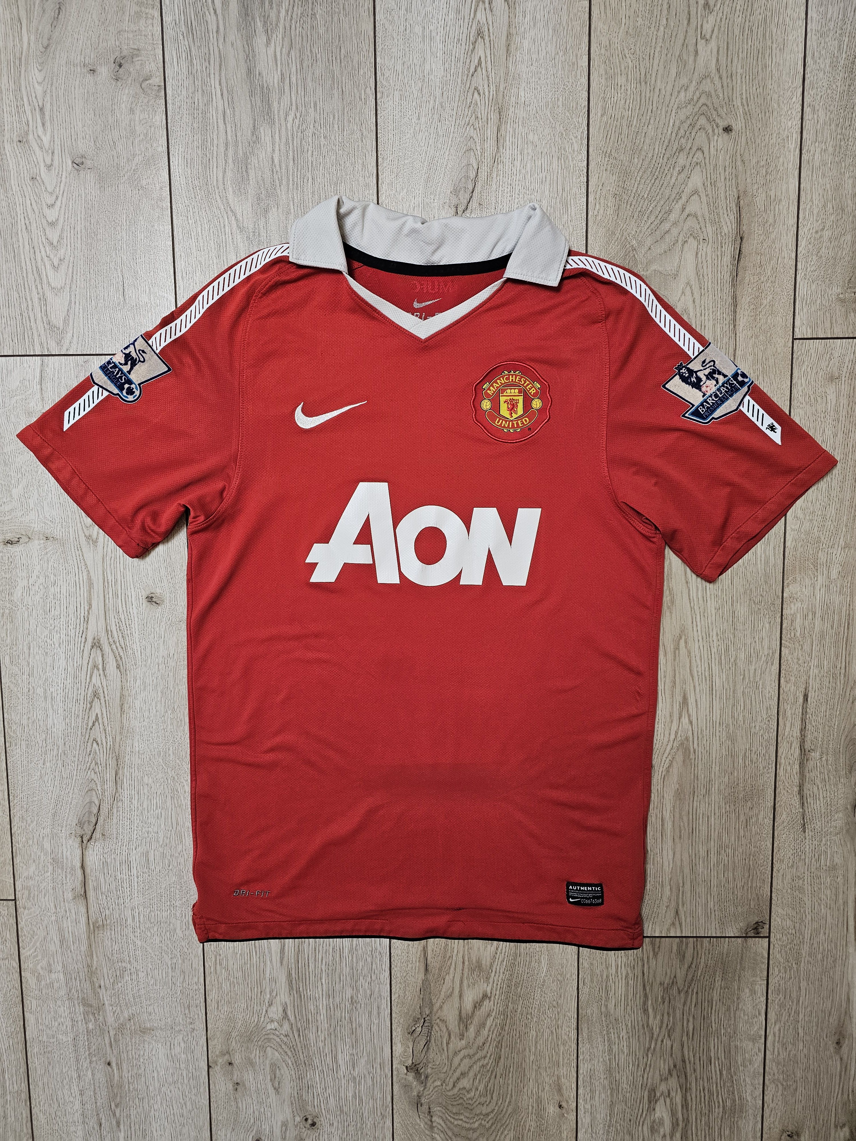 Nike MANCHESTER UNITED 2010 2011 HOME FOOTBALL SOCCER JERSEY Size US S / EU 44-46 / 1 - 1 Thumbnail