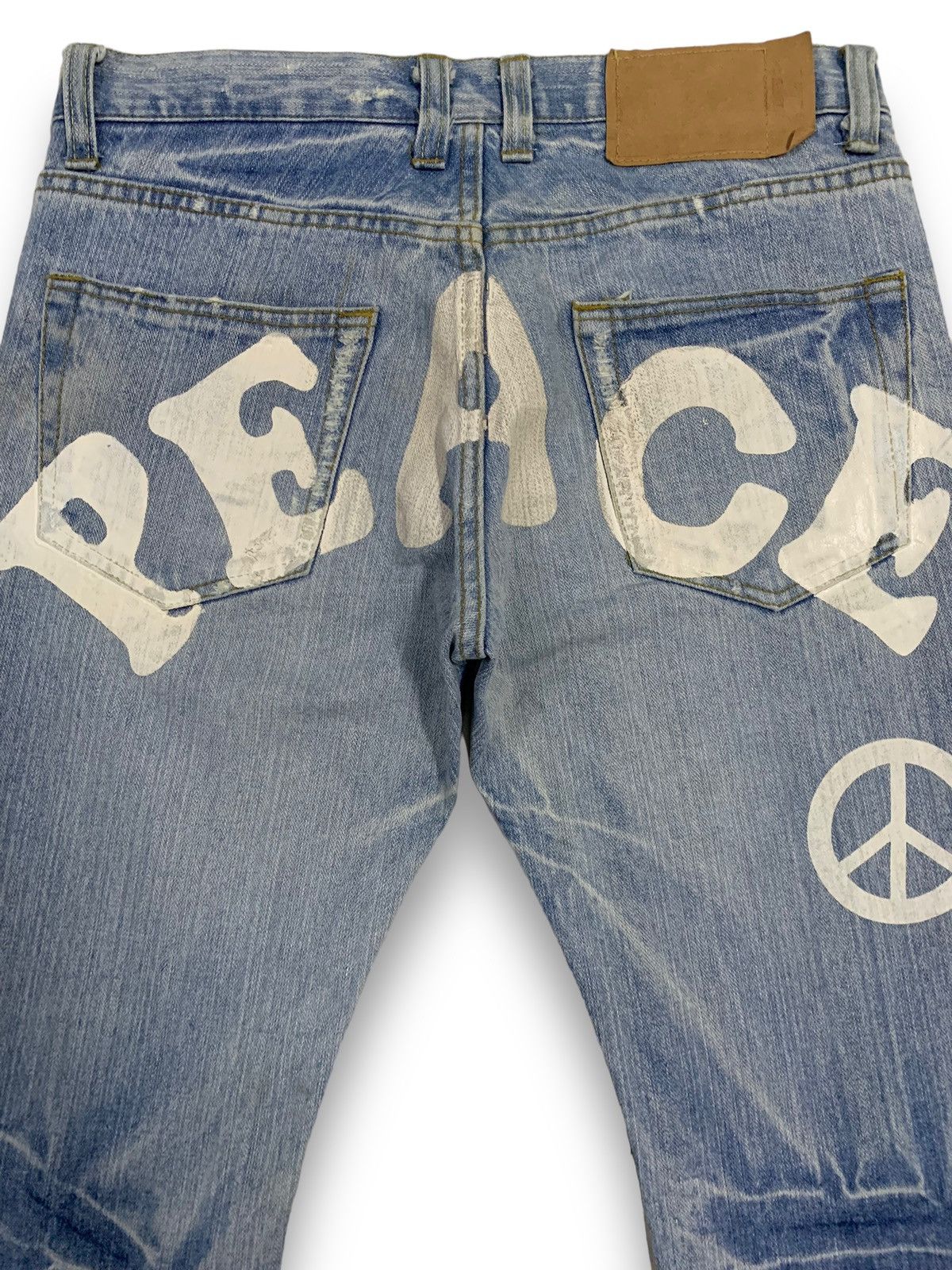 Hysteric Glamour Vintage Japanese Brand 420 Peace Spell Out Distressed Jeans Size US 31 - 13 Thumbnail