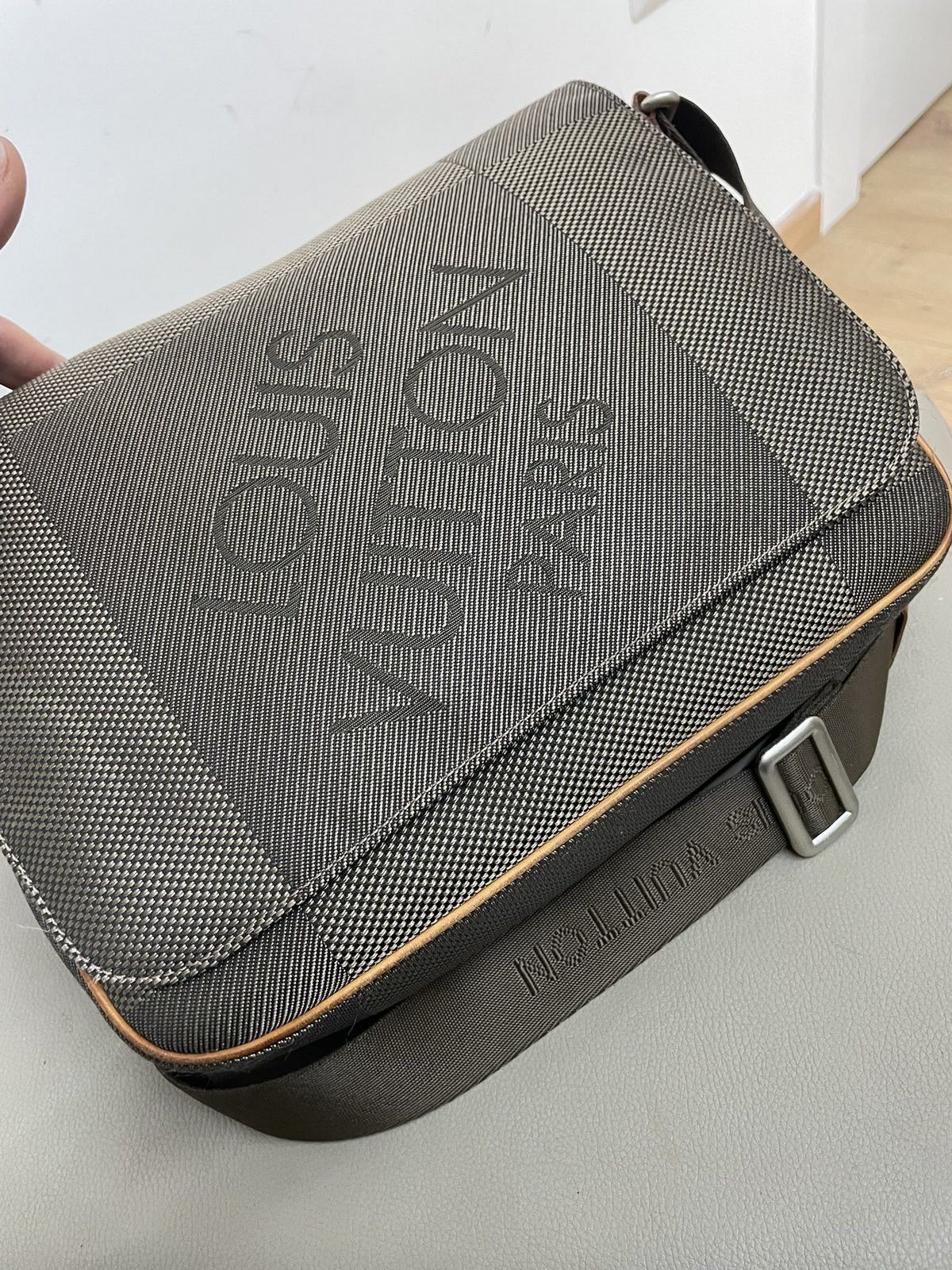 Louis Vuitton Louis Vuitton Geant Messenger bag Size 30 - 10 Thumbnail