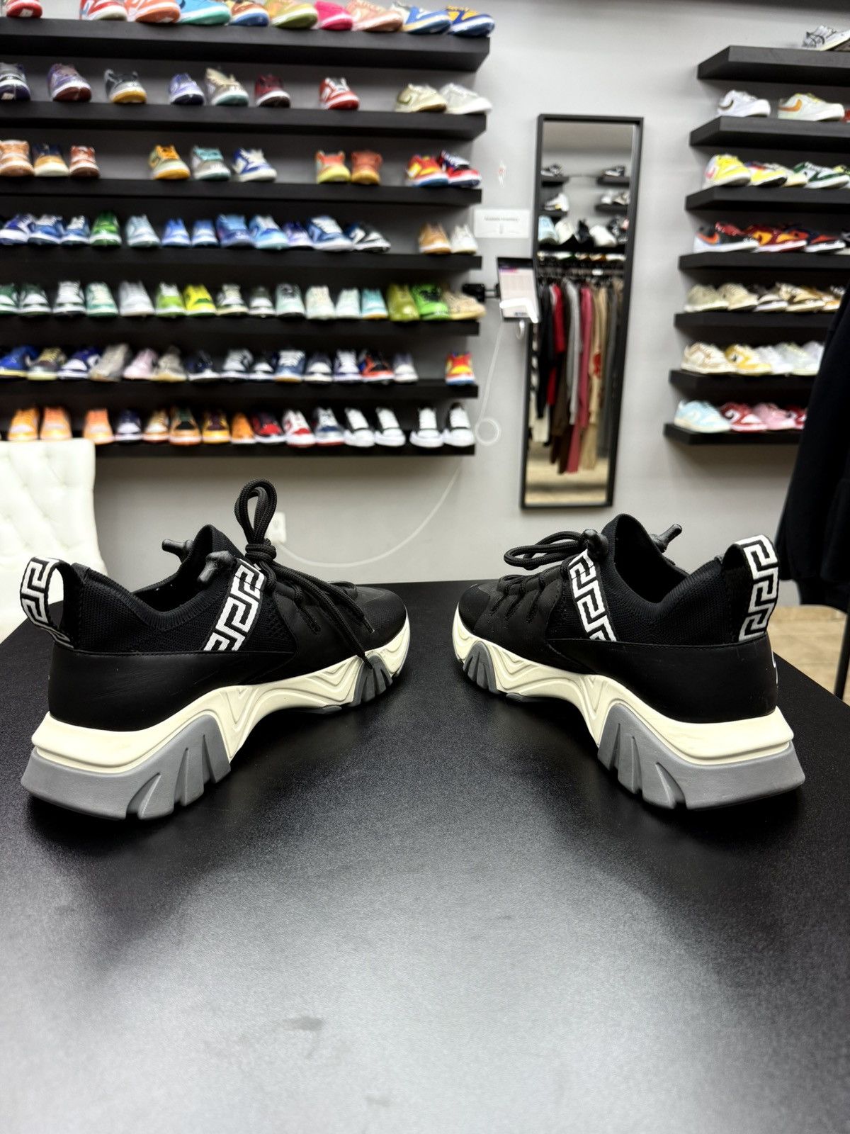 Versace Versace Squalo Black Signature Trainer Shoes Size 40 / 7 US Size US 7 / EU 40 - 14 Thumbnail