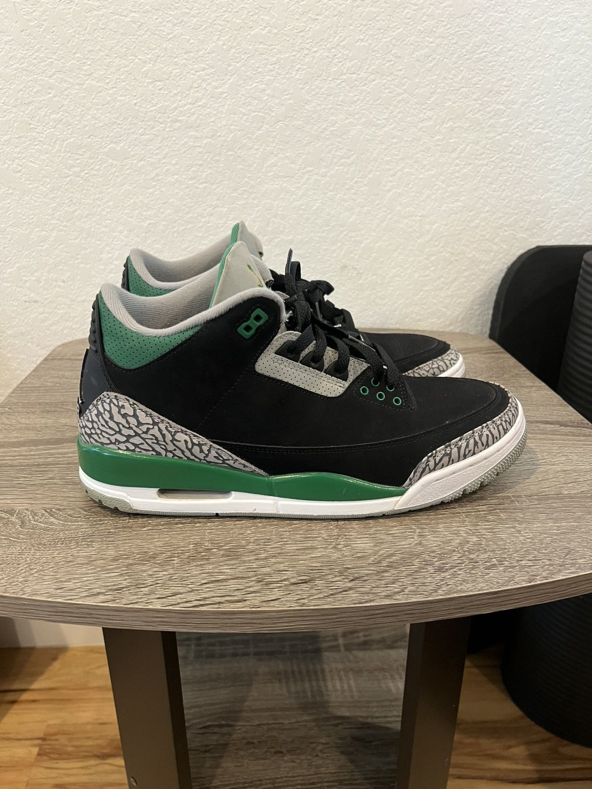Jordan Brand Jordan 3 Retro Pine Green Size US 11 / EU 44 - 1 Thumbnail
