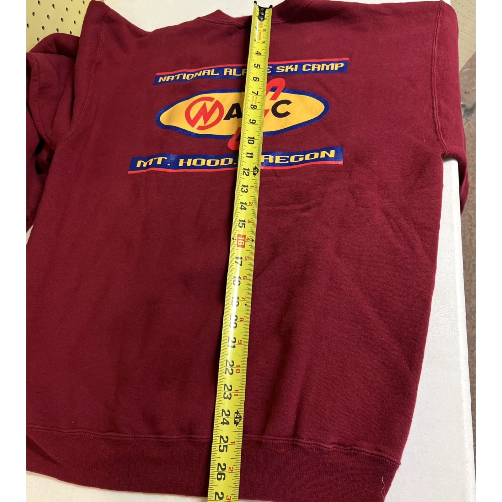 Vintage VINTAGE National Alpine Ski Camp Mt. Hood Oregon Sweatshirt Red Crew Neck Medium Ladies? Unsure Size US M / EU 48-50 / 2 - 7 Thumbnail