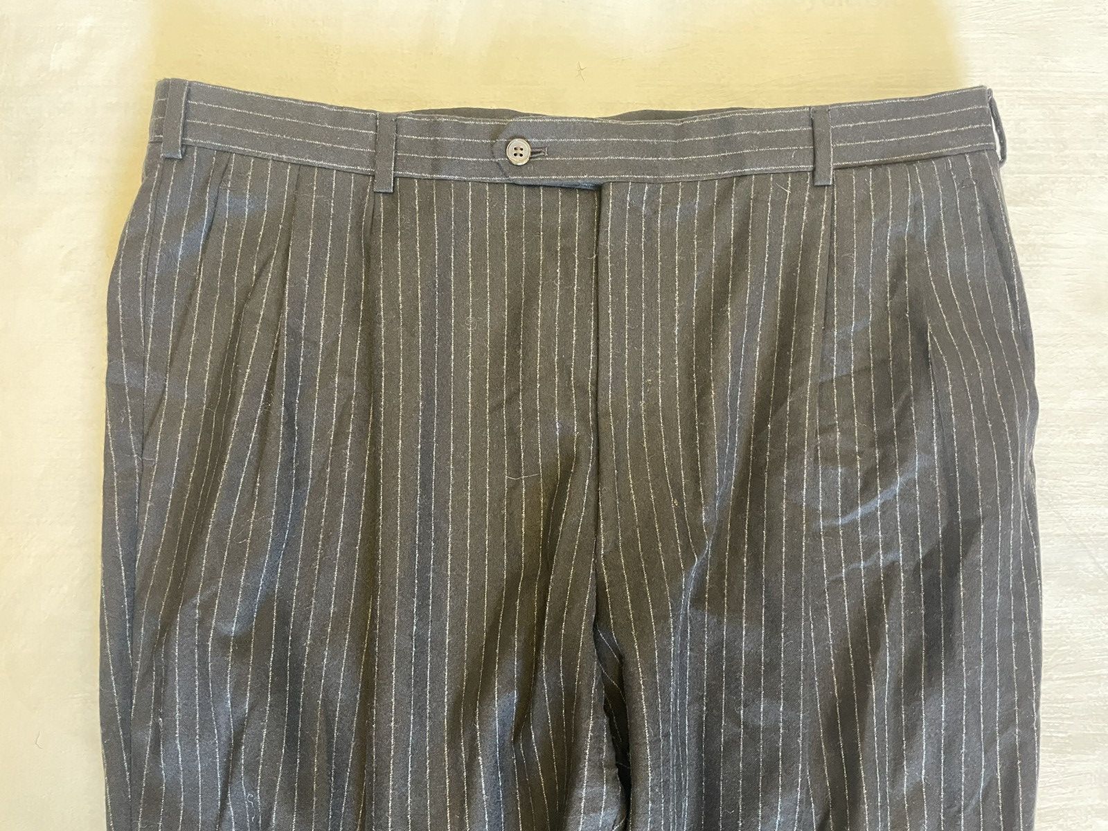 Belvest Chalk-stripe 3-button Super 120'S Wool Suit Size 46R - 12 Thumbnail