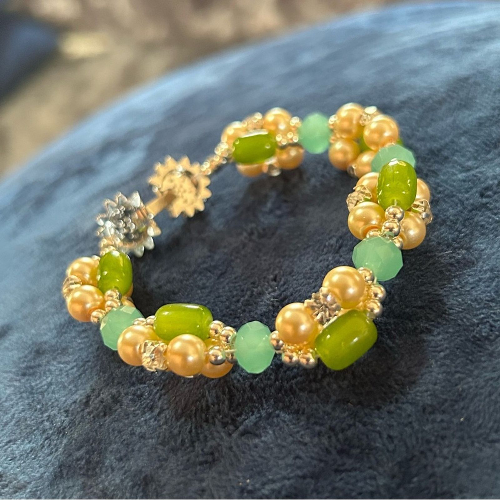 Handmade Handcrafted elegant lime fresh glam twist bracelet Size ONE SIZE - 5 Thumbnail