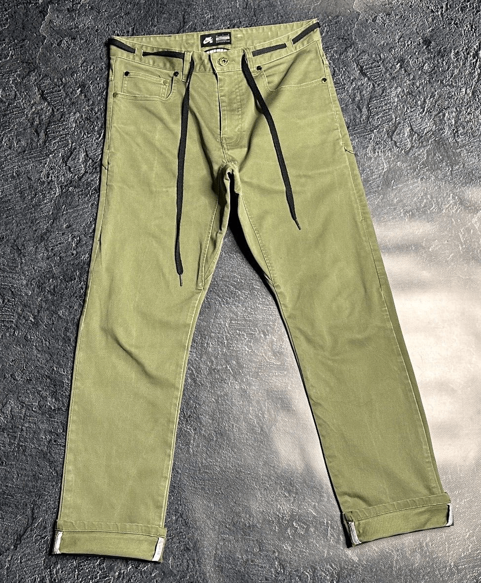 Nike Nike SB reflective pants 30 Size US 30 / EU 46 - 1 Thumbnail