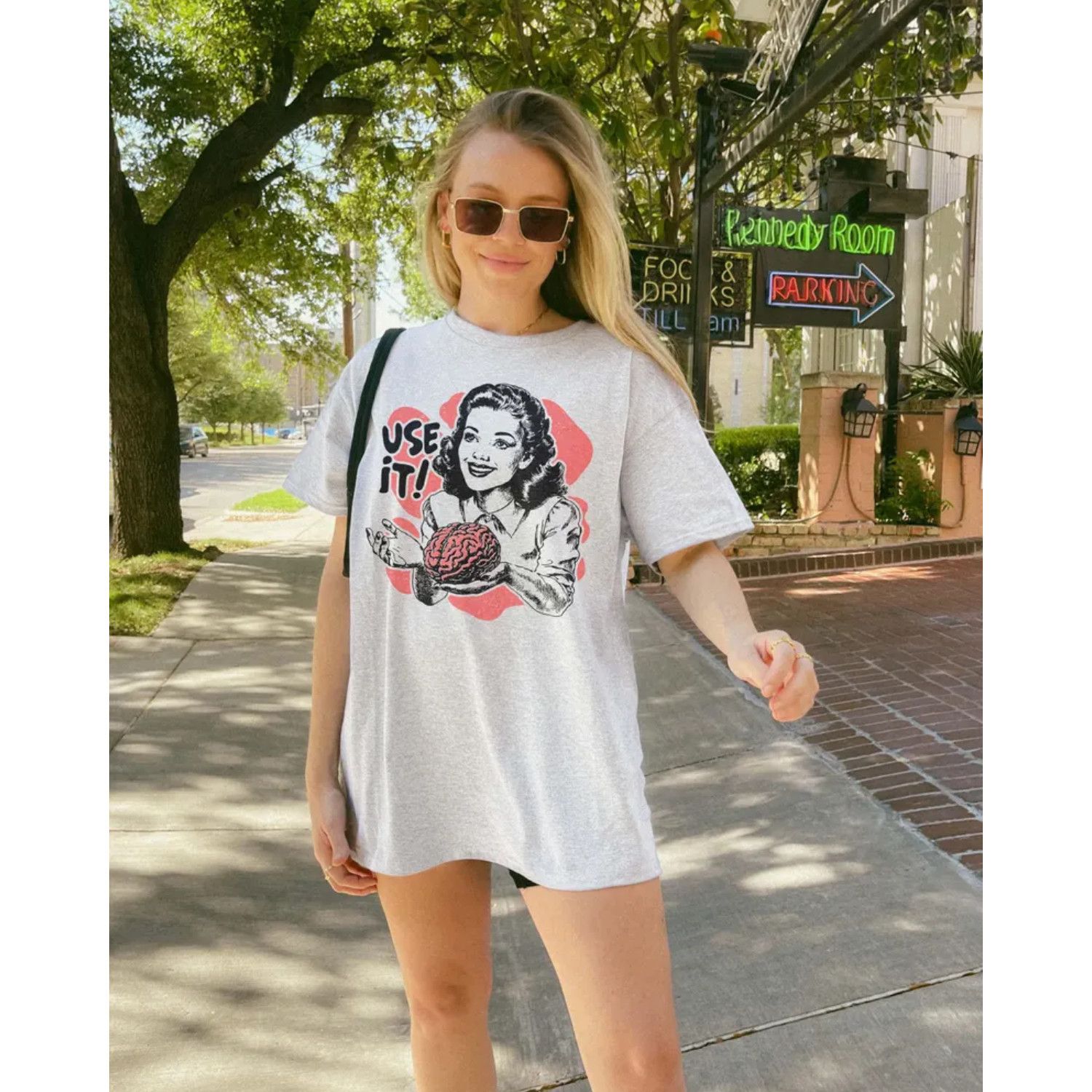 Japanese Brand Sarcastic Vintage Unisex Shirt, Use Your Brain Aesthetic Tee Size US L / EU 52-54 / 3 - 4 Thumbnail