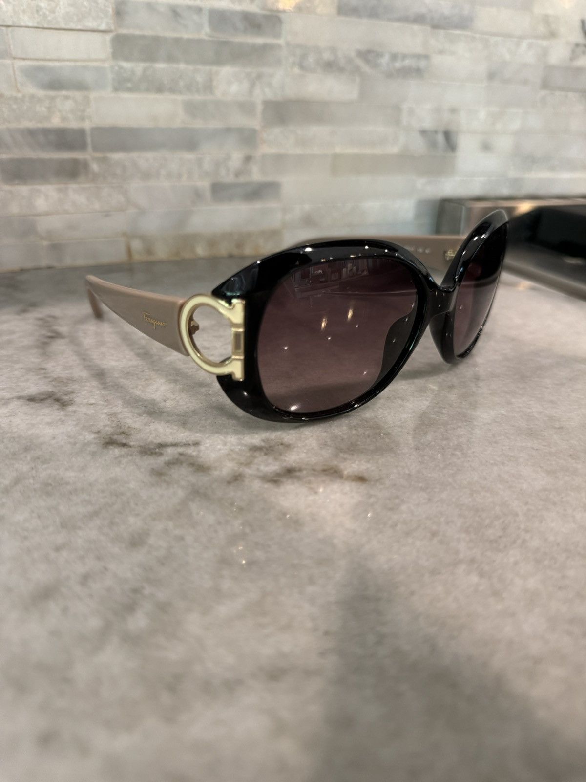 Salvatore Ferragamo Salvatore Ferragamo SF668 Sunglasses Size ONE SIZE - 1 Thumbnail