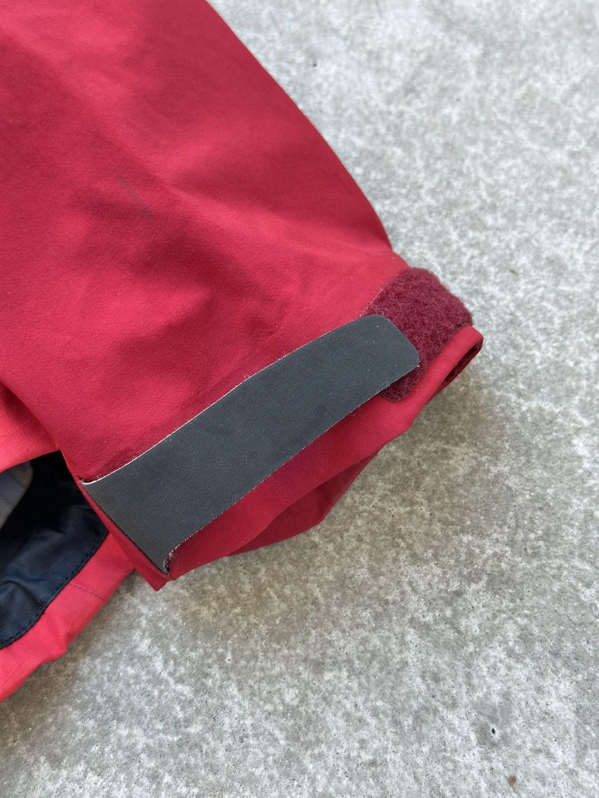 Arc'teryx Vintage Arc’teryx Beta AR Gore-Tex XCR Hardshell Jacket XS Size XS / US 0-2 / IT 36-38 - 6 Thumbnail
