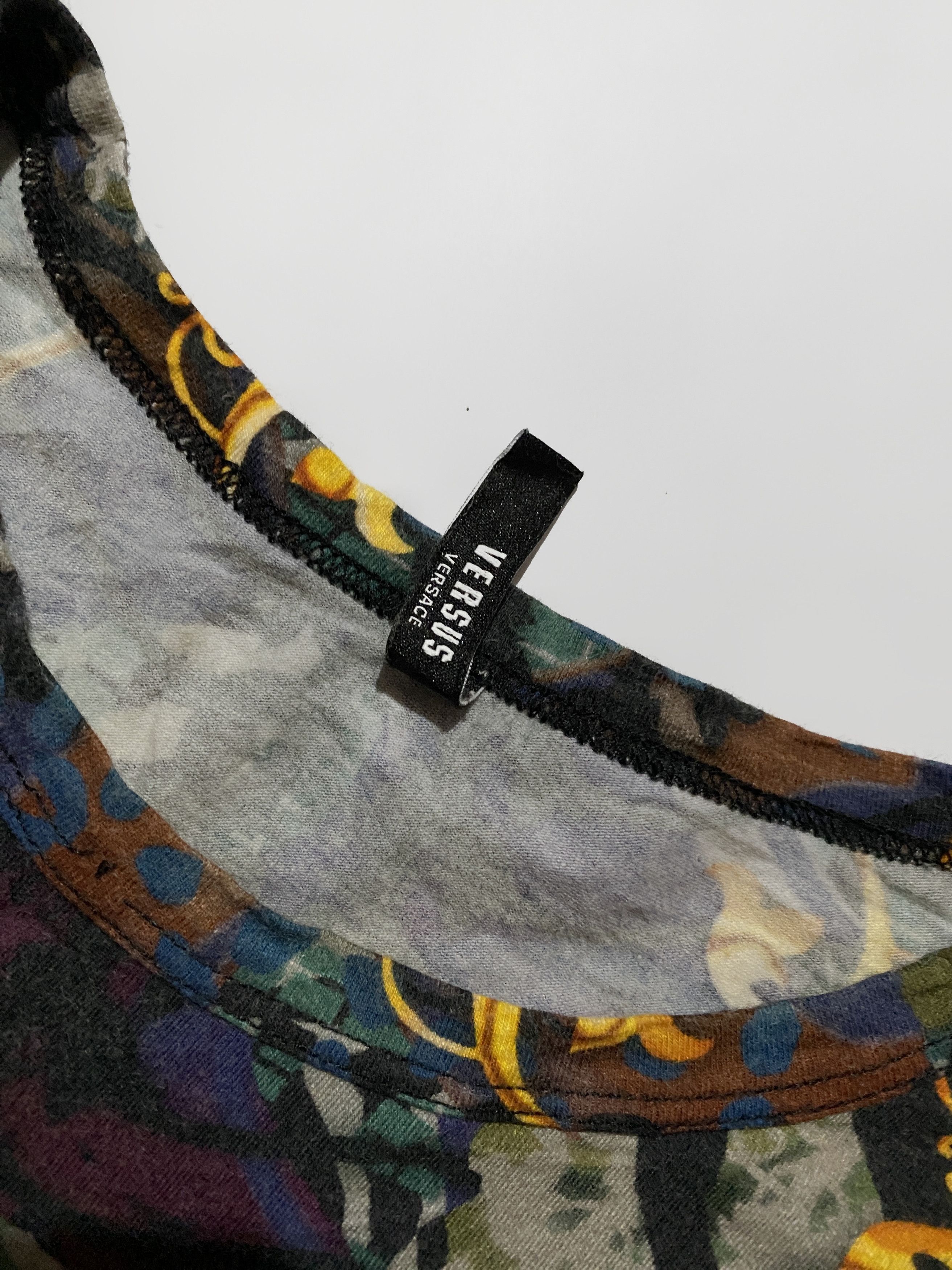 Versace × Versace Jeans Couture VERSACE Versus - Rainbow pattern T-shirt Size US M / EU 48-50 / 2 - 4 Thumbnail