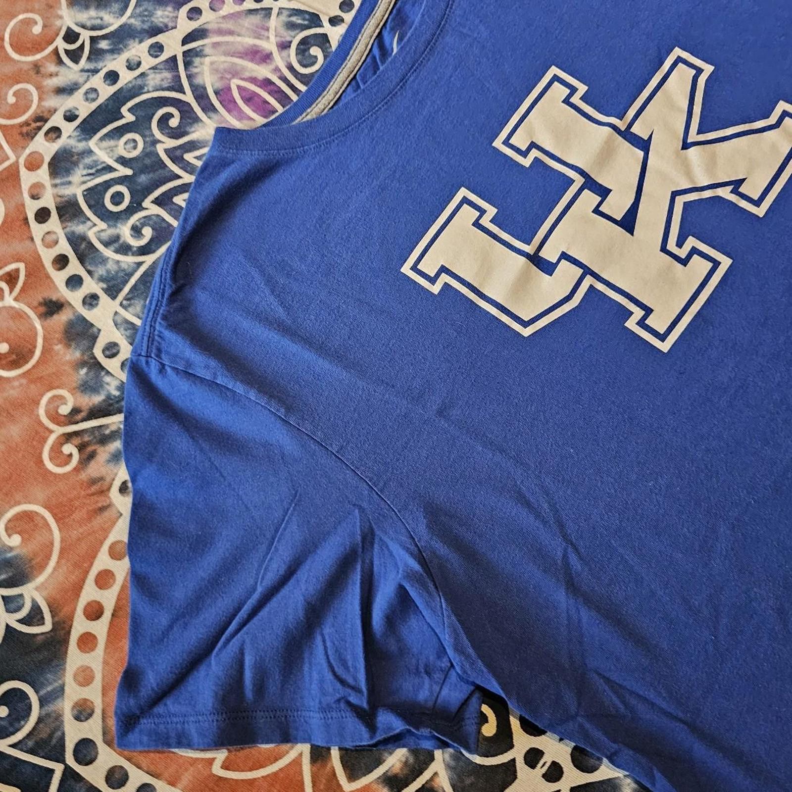 Nike Nike University of Kentucky Youth XL T-shirt Size US XL / EU 56 / 4 - 3 Thumbnail