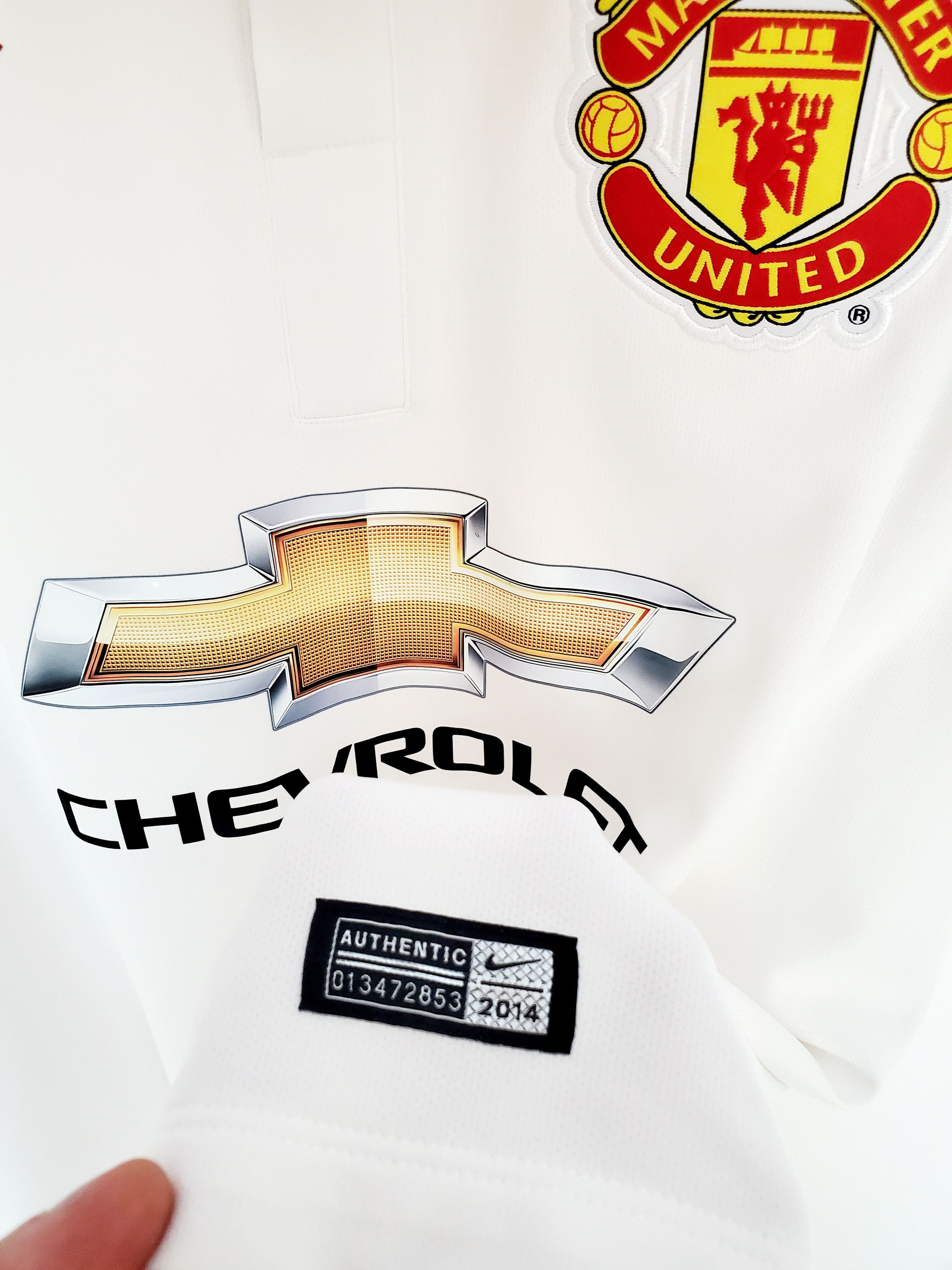 Nike MANCHESTER UNITED 2014 2015 AWAY FOOTBALL JERSEY NIKE L Size US L / EU 52-54 / 3 - 4 Thumbnail