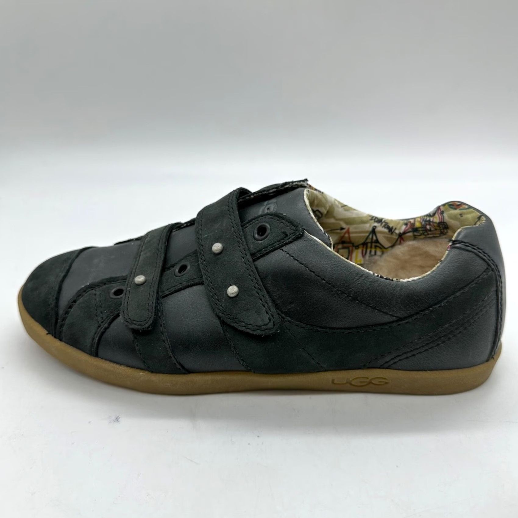 Ugg UGG Landry Black Leather Sneakers Women's Size 5 Hook & Loop Closure Sneakers Size US 5 / IT 35 - 7 Thumbnail