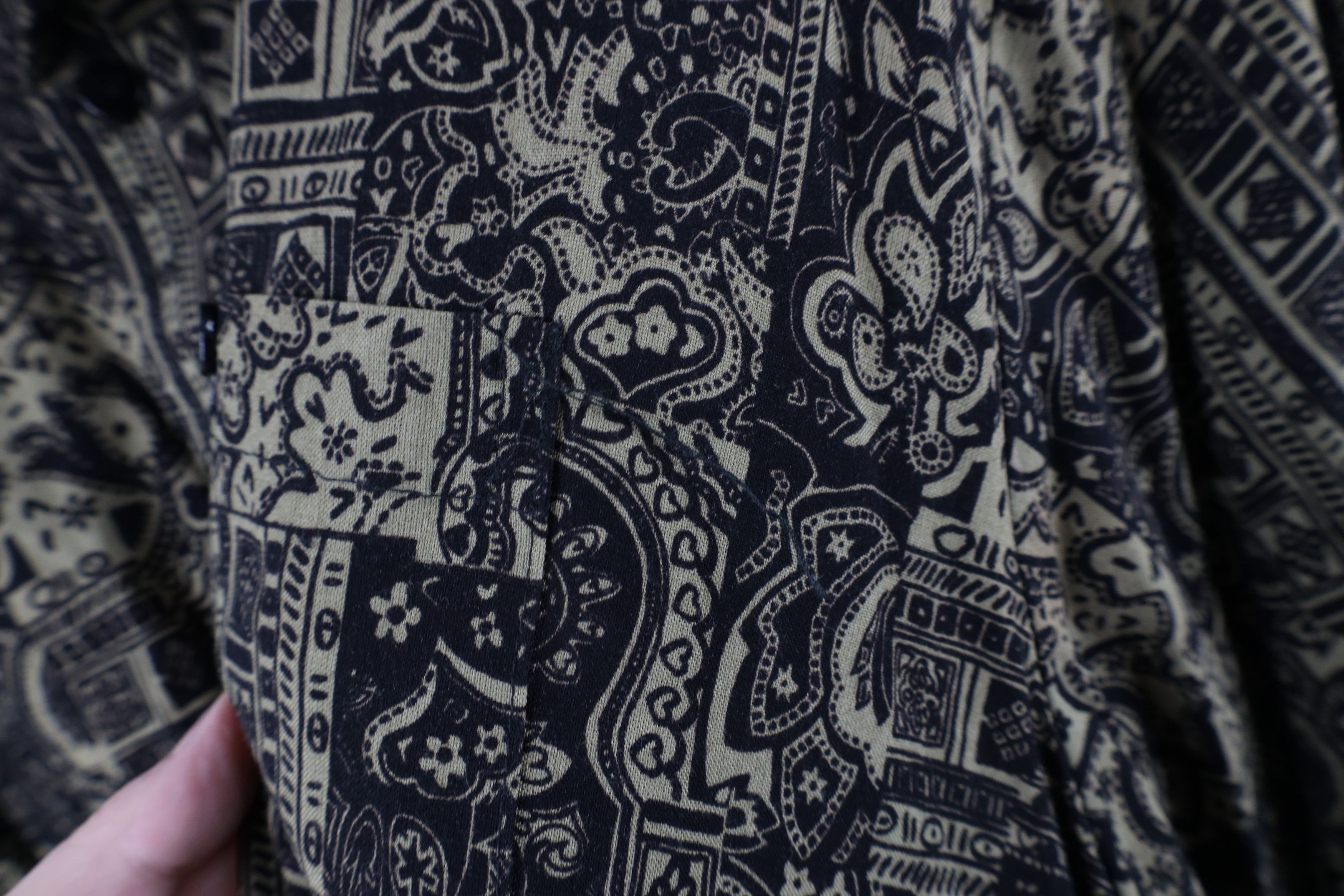 Vintage Vintage 90s Streetwear Flower Collared Button Shirt USA Size US XXL / EU 58 / 5 - 4 Thumbnail