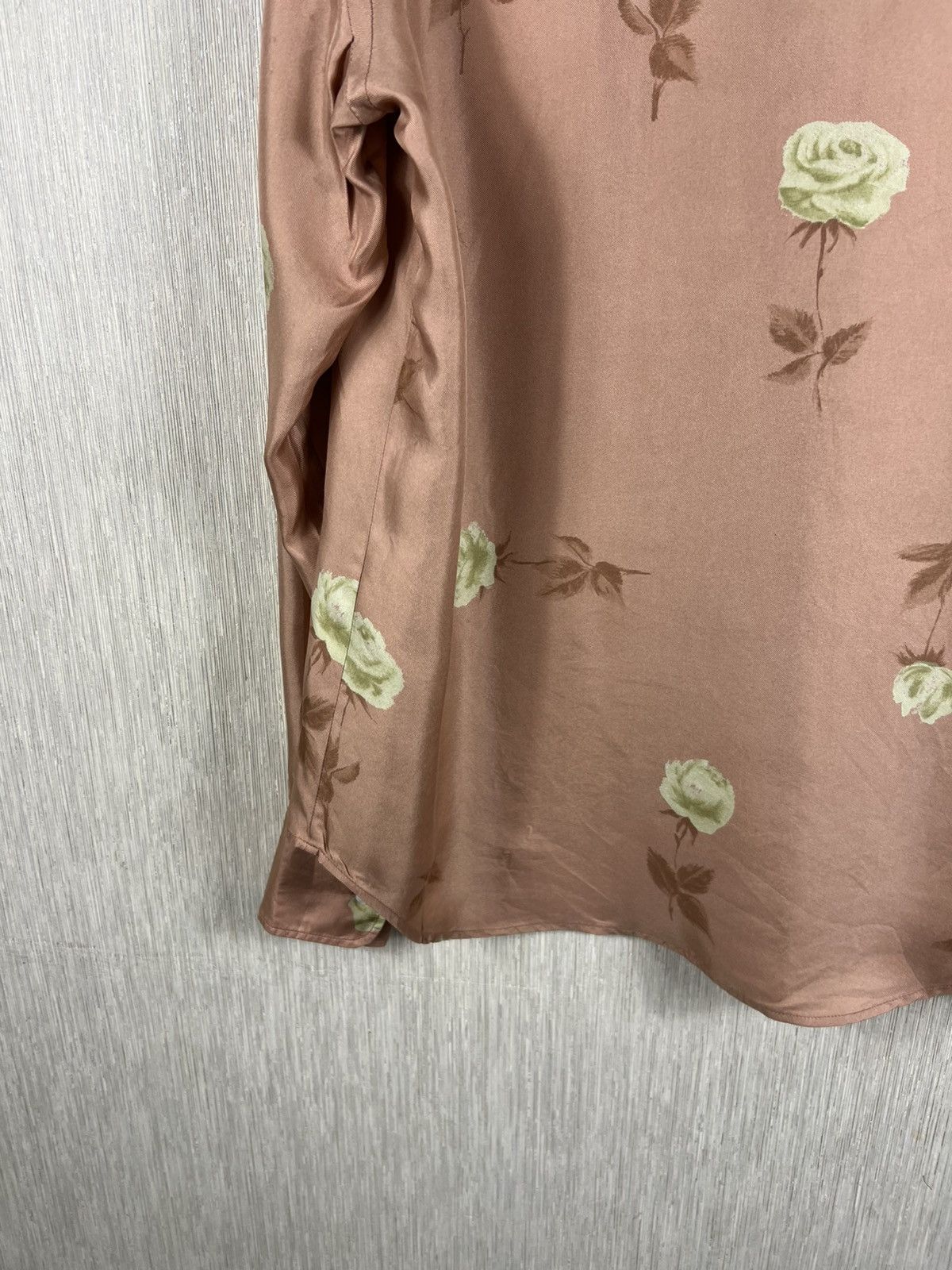 Marni Vintage Marni silk shirt full print white roses button up Size US M / EU 48-50 / 2 - 19 Thumbnail