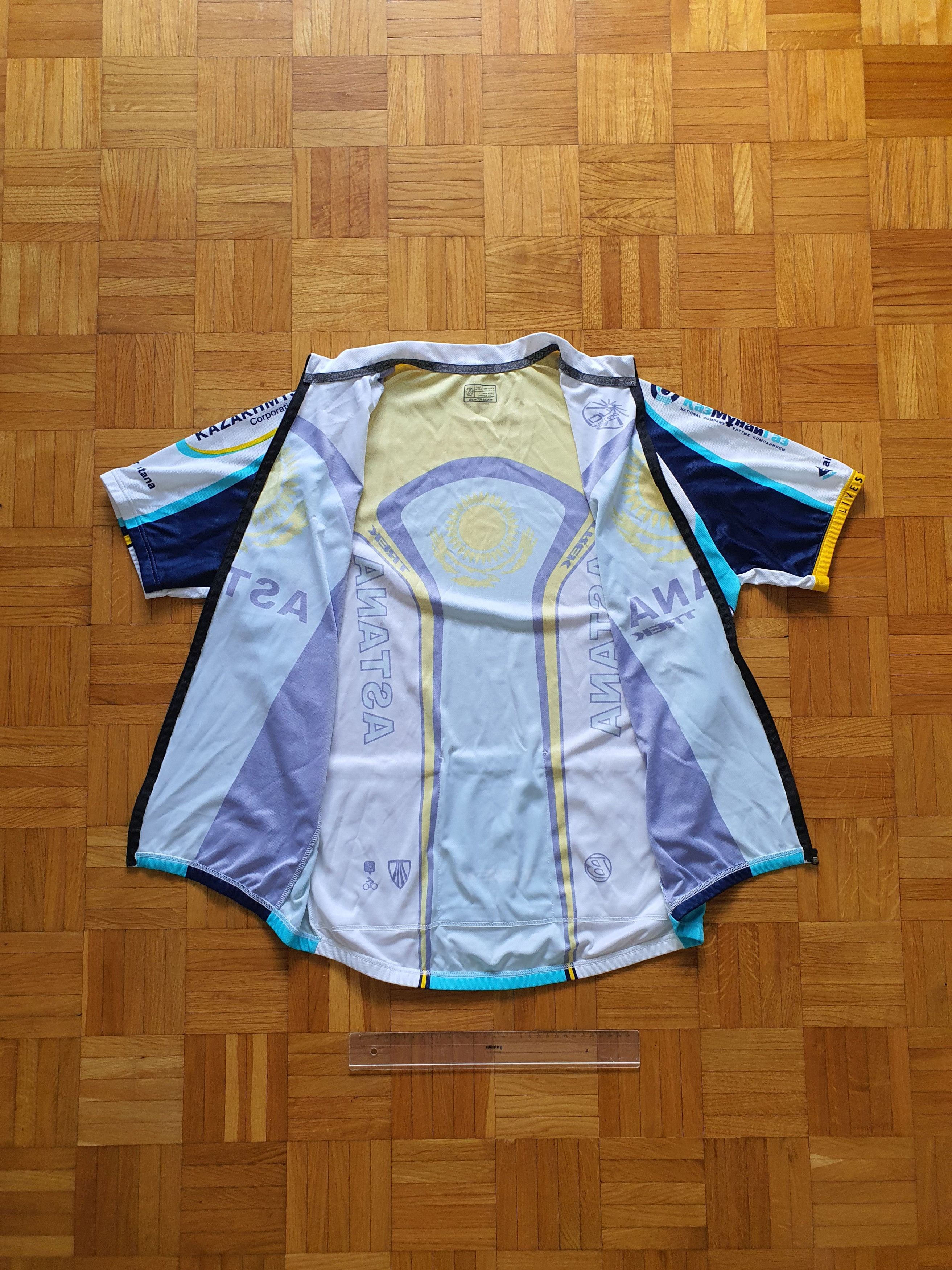 Bicycle BONTRAGER - Vintage Cycling (2009) - Trek Astana Team Size US XXL / EU 58 / 5 - 3 Thumbnail