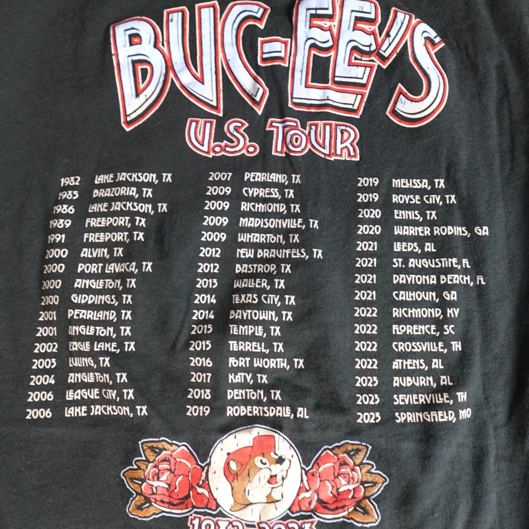 Vintage Buc-Ee's Shirt Large Black Double-Sided World Tour Men T-Shirt Crew Neck Short Sleeve Graphic Print Size US L / EU 52-54 / 3 - 4 Thumbnail