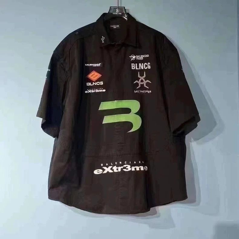 Balenciaga Balenciaga black art print embroidered logo short sleeved s Size US S / EU 44-46 / 1 - 1 Thumbnail