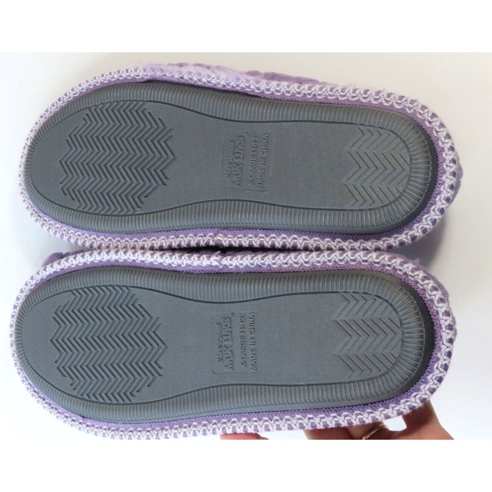 Vintage Muk Luks Marylou Slipper Womens XL 11-12 Purple Chenille Slip On Slide Slippers Casual Womens Size US 11 / IT 41 - 7 Thumbnail