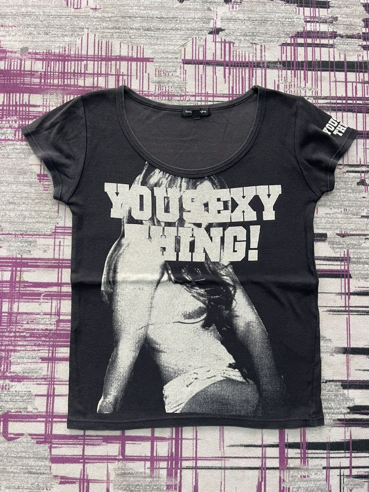 VINTAGE RAVISHING VIRGINA SEXY TEE VERY RARE