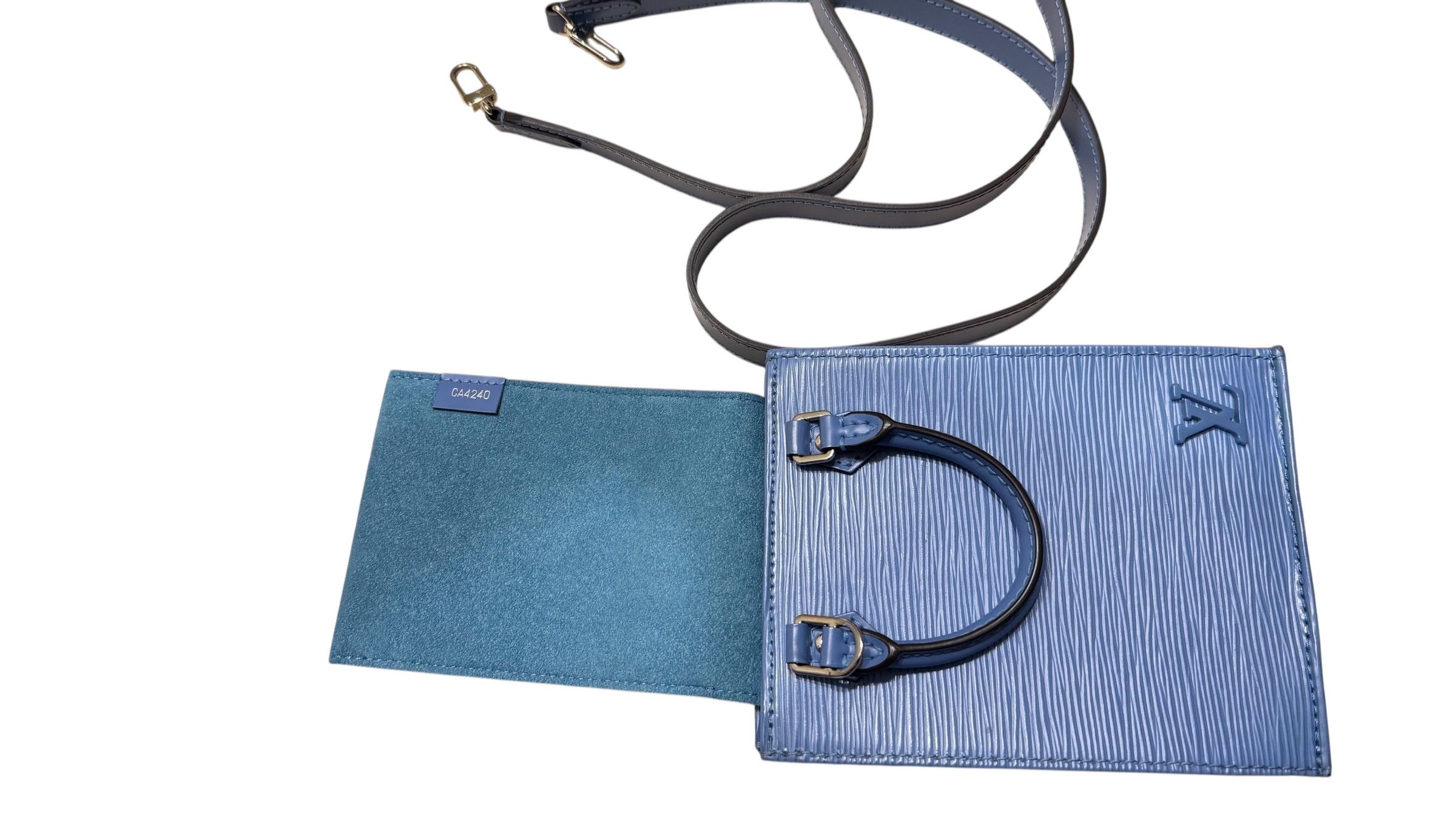 Louis Vuitton Louis Vuitton Petit Sac Plat Shoulder Bag Blue Epi Leather Size ONE SIZE - 9 Thumbnail