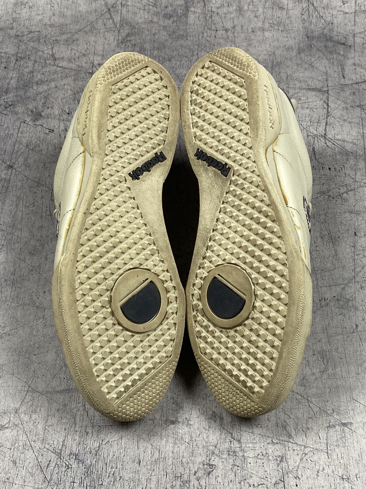 Reebok Vintage Reebok Y2K Drill Leather Sneakers Low Tops Size US 11.5 / EU 44-45 - 14 Thumbnail