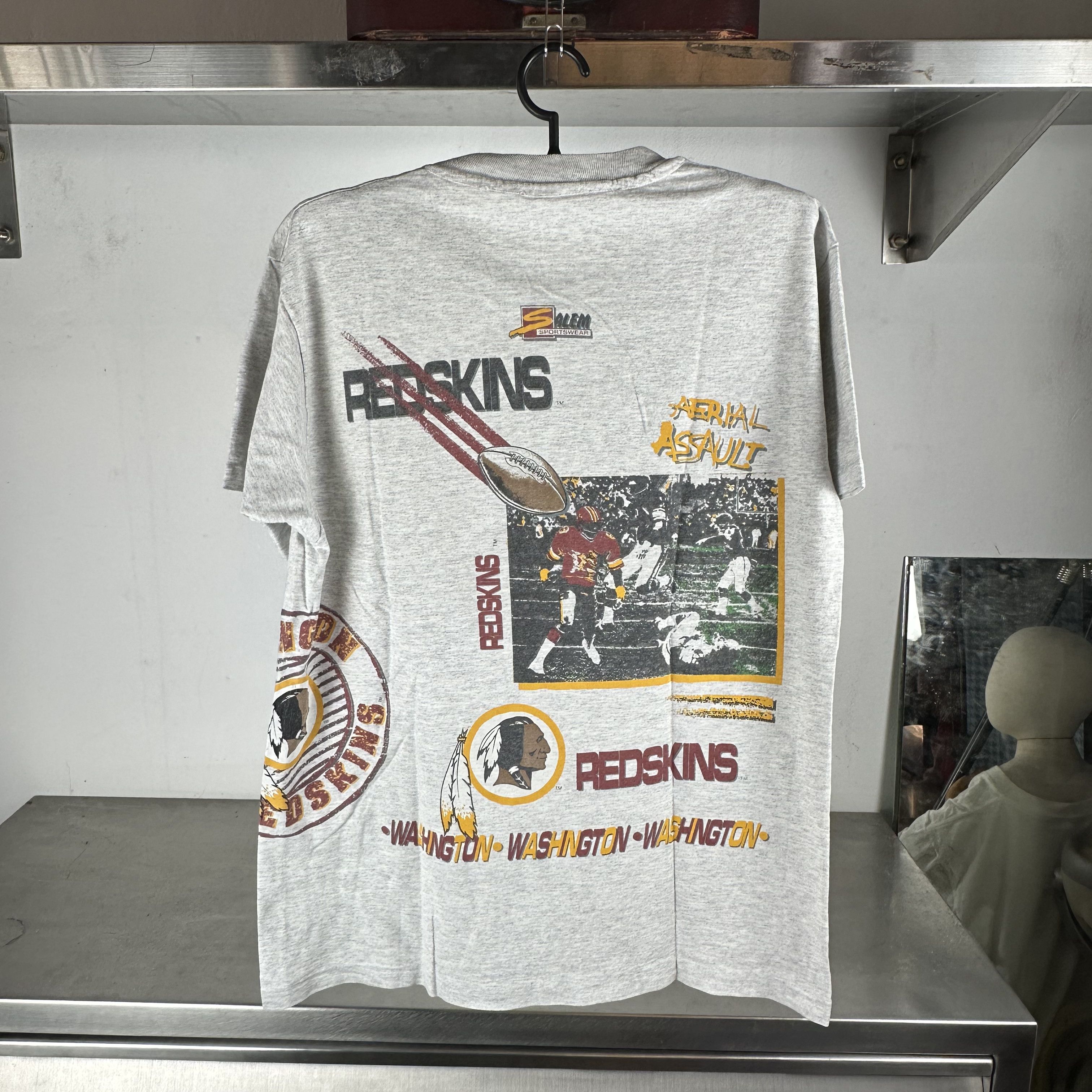 Vintage 1991 Washington Redskins Aerial Assault AOP NFL T-shirt Size US L / EU 52-54 / 3 - 3 Thumbnail