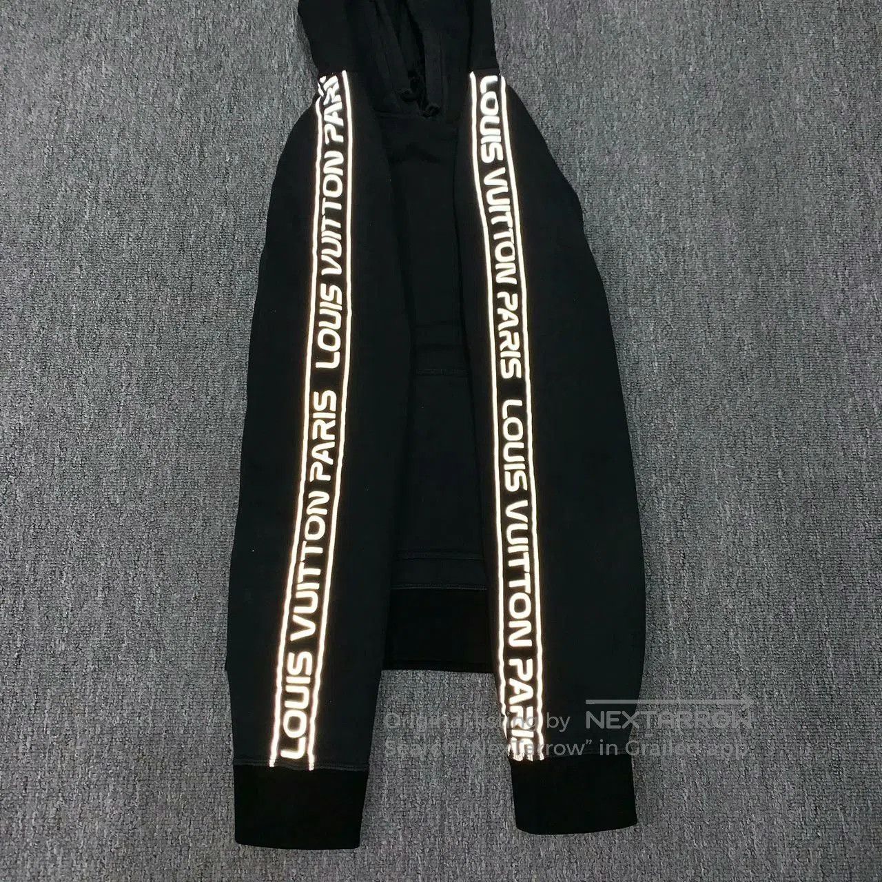 Louis Vuitton lv black reflective logo hoodie sweatshirt. Size US M / EU 48-50 / 2 - 2 Thumbnail