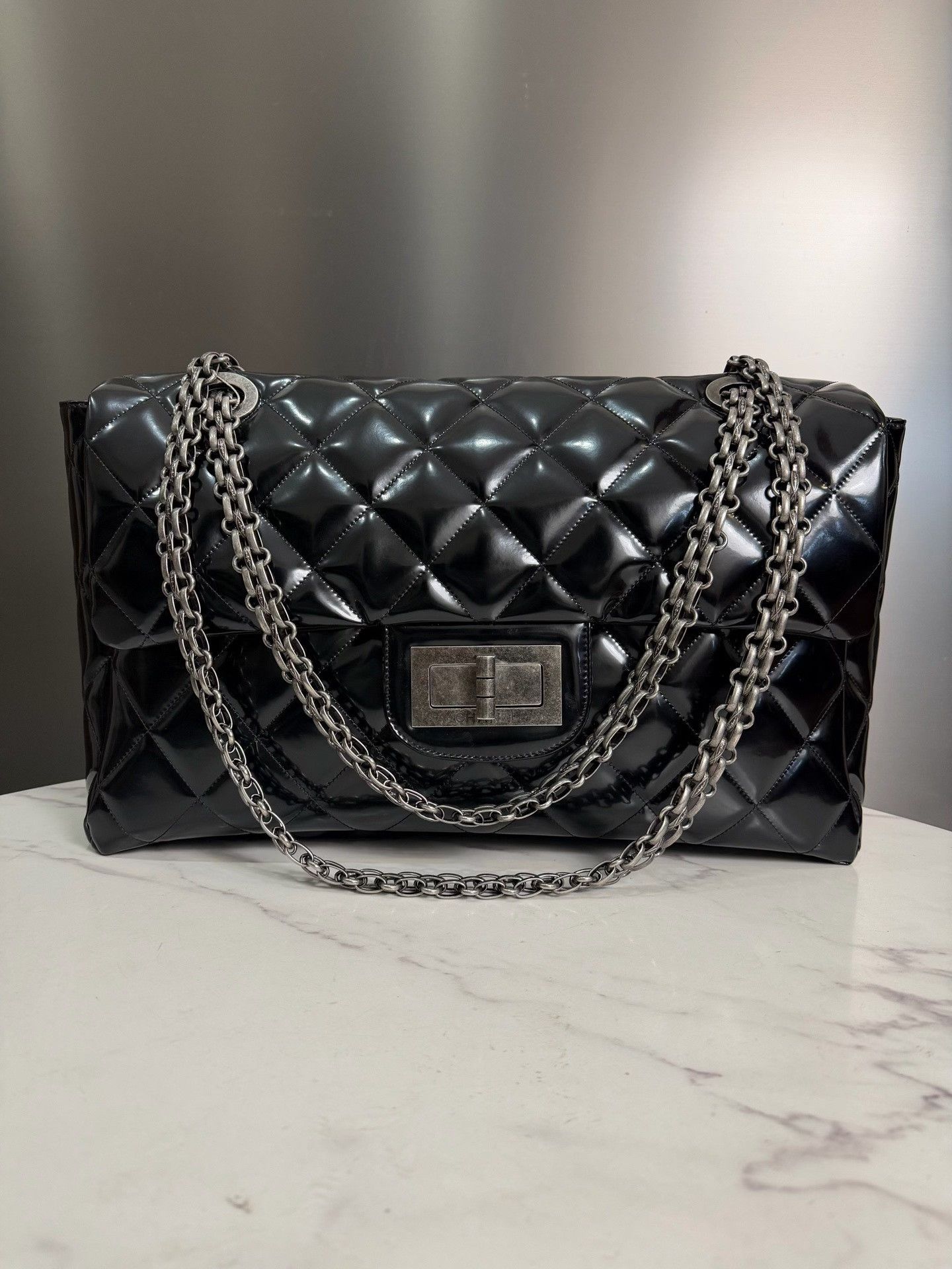 Chanel Pre-loved Bag Very good condition Size ONE SIZE - 1 Thumbnail