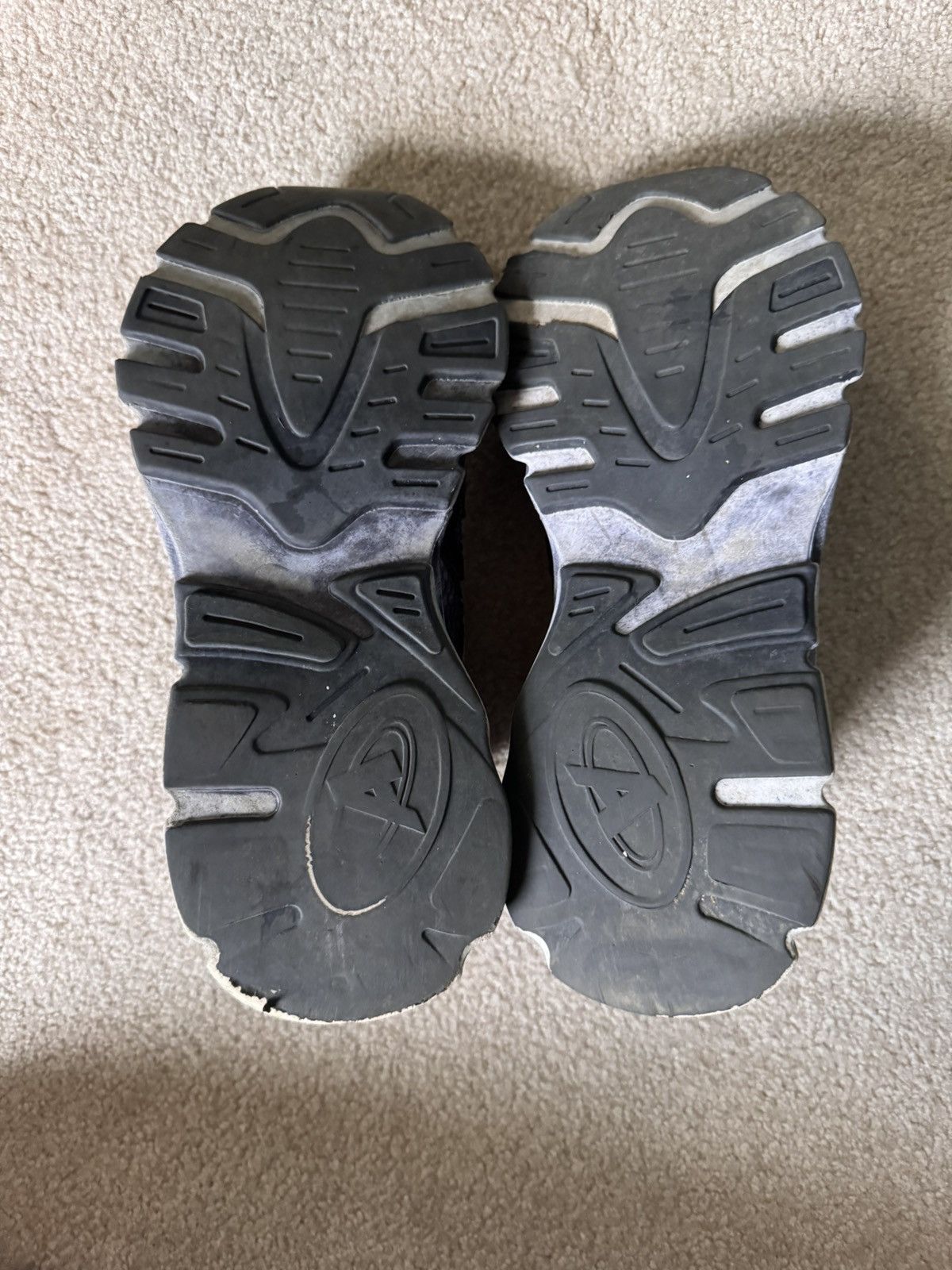 Axel Arigato Axel Arigato Black & Gray Marathon Runner Sneakers Size US 9 / EU 42 - 3 Thumbnail