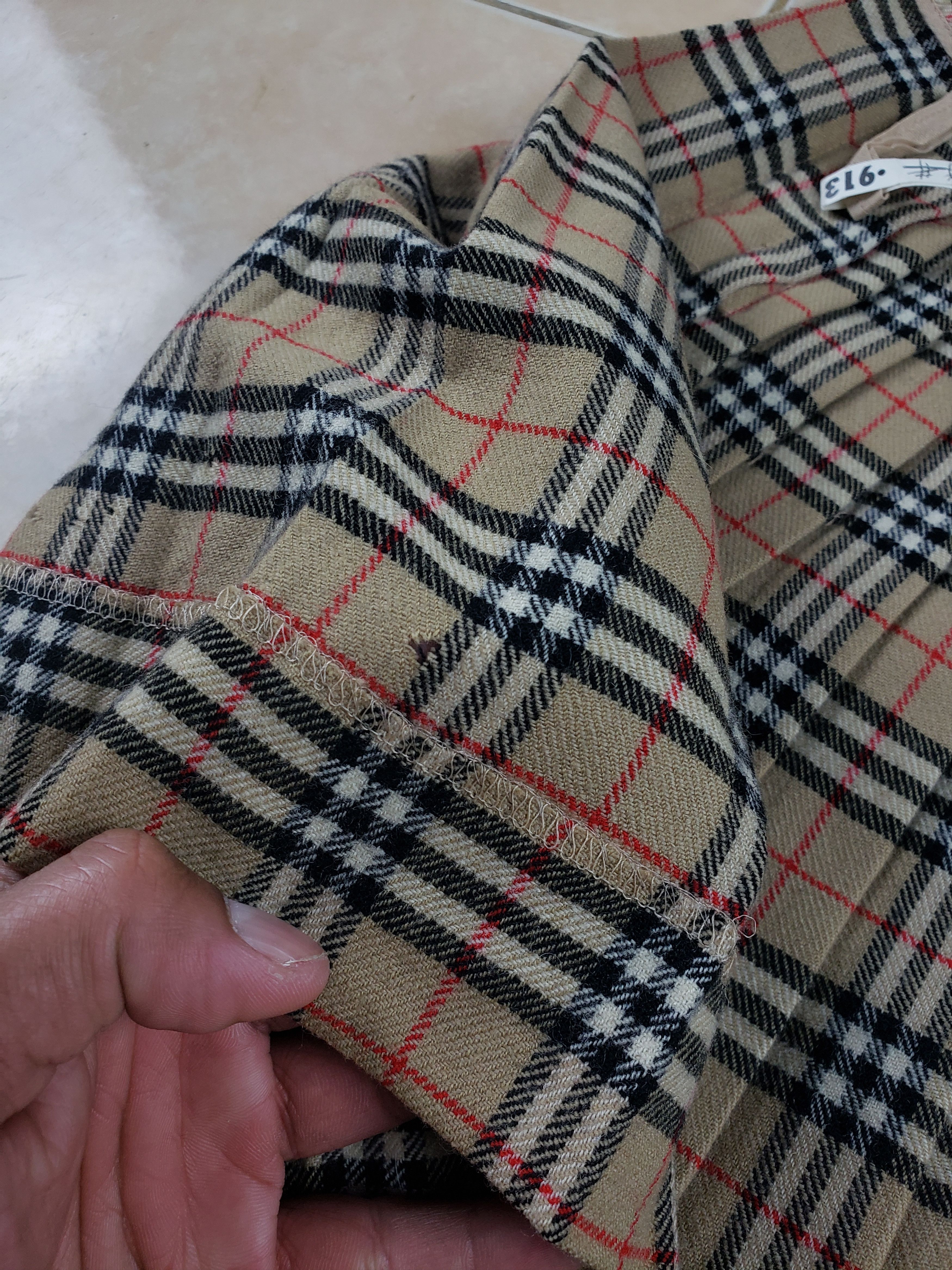 Burberry Mini Skirt Burberrys Nova Check Size S / US 4 / IT 40 - 8 Thumbnail