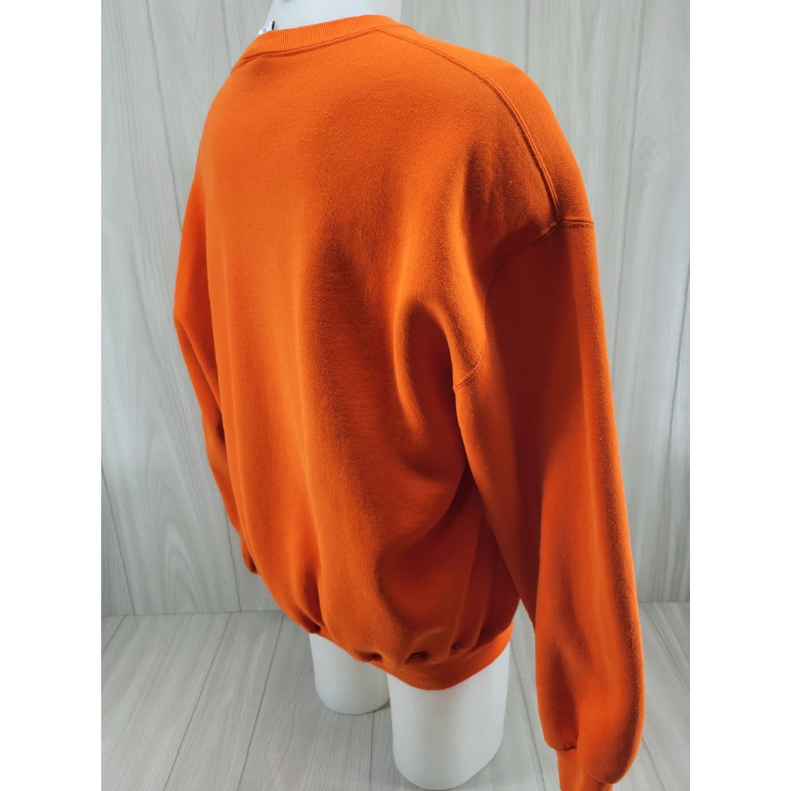 Russell Athletic VINTAGE Russell Athletic Orange Crewneck Sweatshirt Adult XL Tiger 90s College Football Size US XL / EU 56 / 4 - 6 Thumbnail