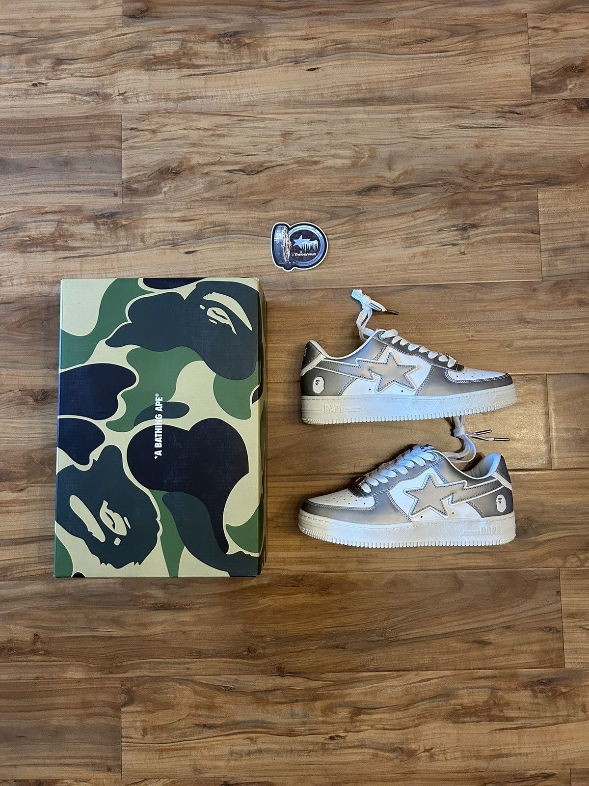 Bape NEW Bape Silver And White Bapestas Size US 11 / EU 44 - 1 Thumbnail