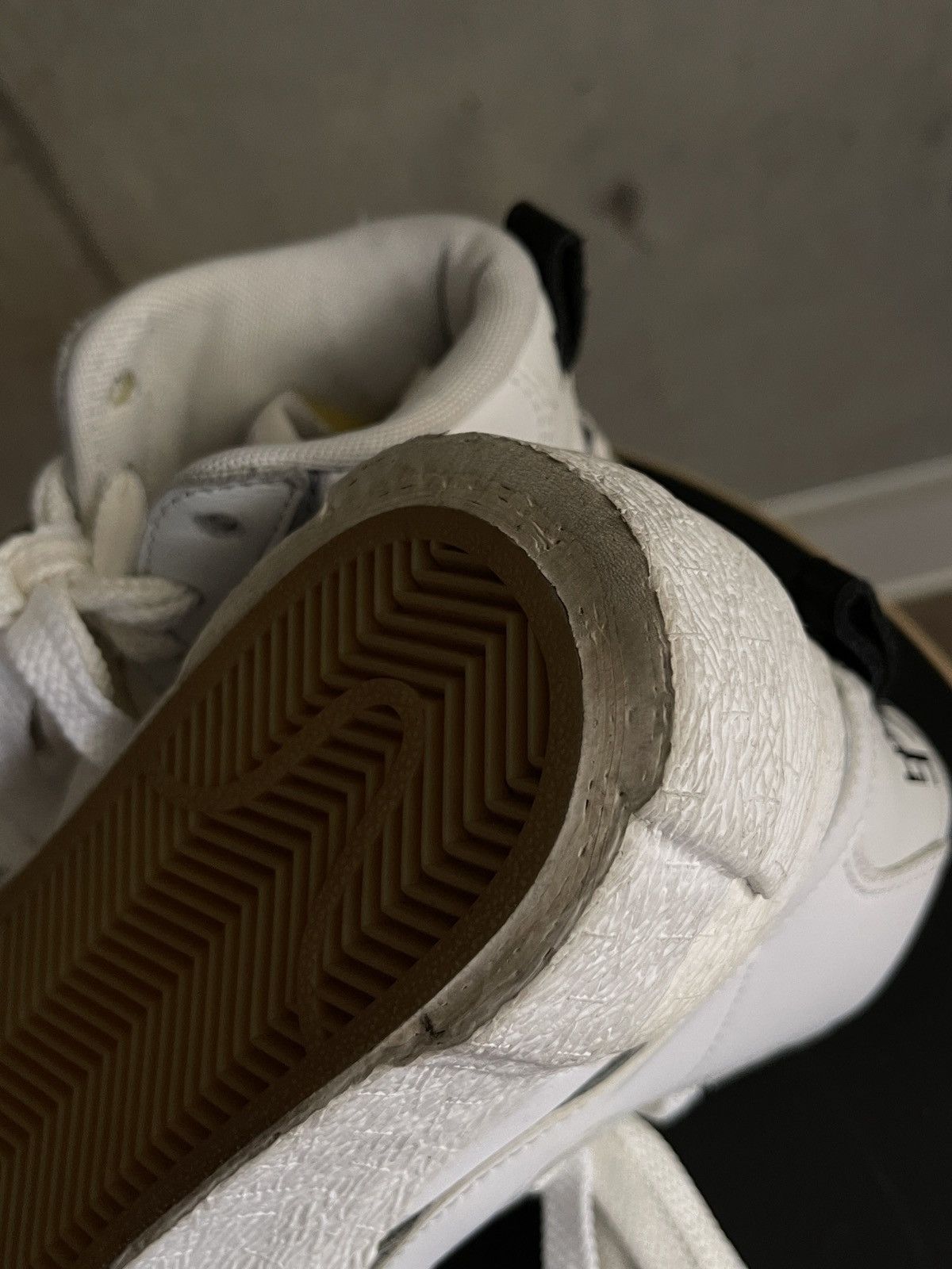 Nike × Sacai US Size 4.5 Sacai White Grey Blazer Mid 2019 Size US 5 / EU 37 - 10 Thumbnail