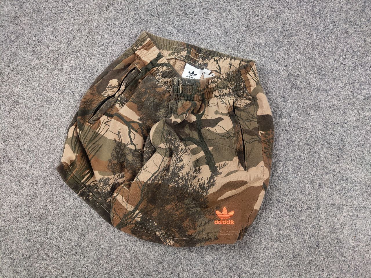 Adidas Adidas Original Realtree Camo casual Short Vintage Y2K Style Size US 32 / EU 48 - 3 Thumbnail