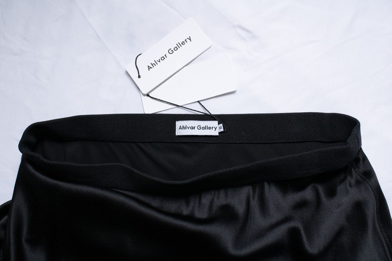 Other Ahlvar gallery, black silk midi skirt Size 28" / US 6 / IT 42 - 7 Thumbnail