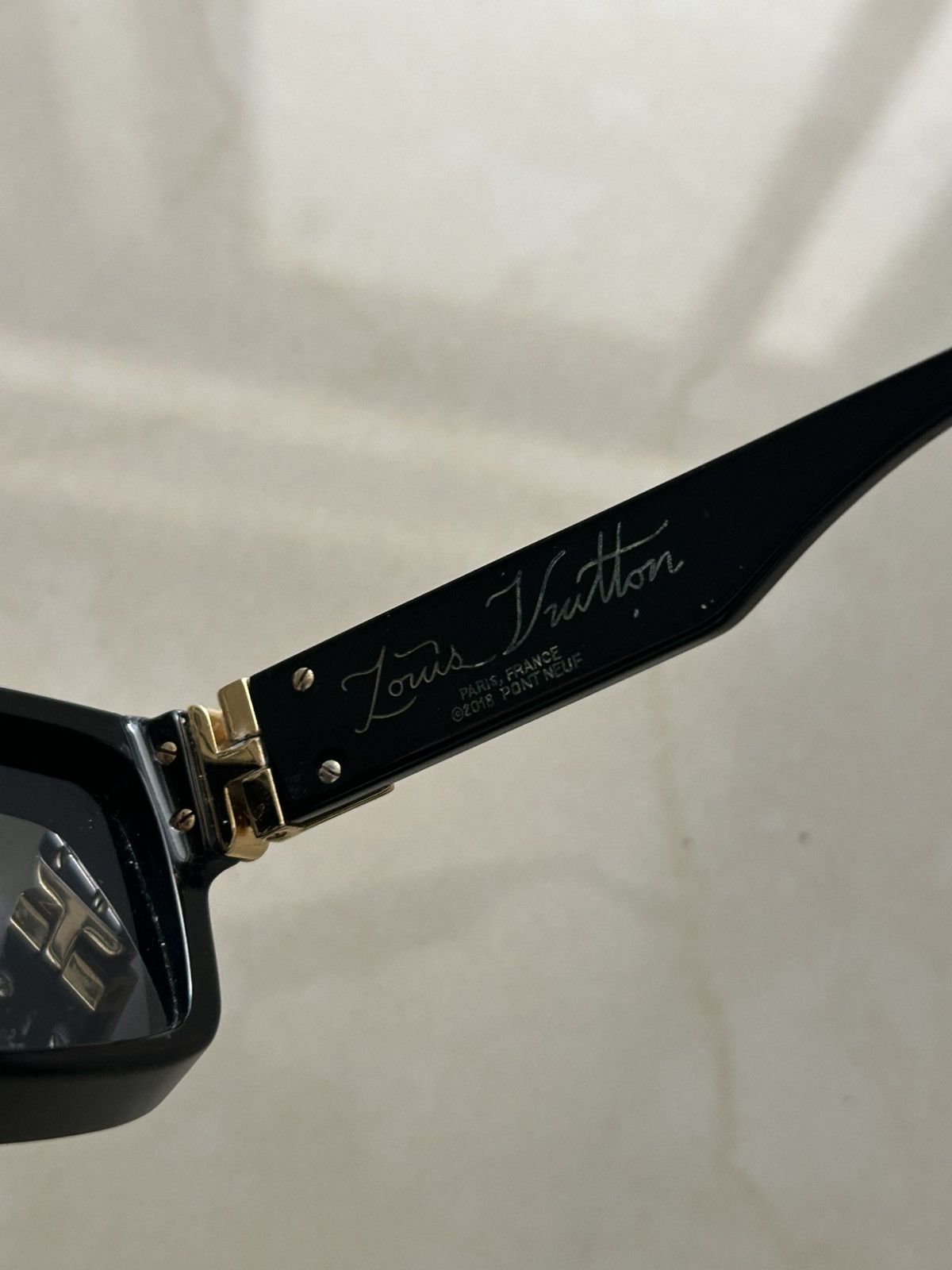 Louis Vuitton Louis Vuitton Black Millionaires Size ONE SIZE - 8 Thumbnail