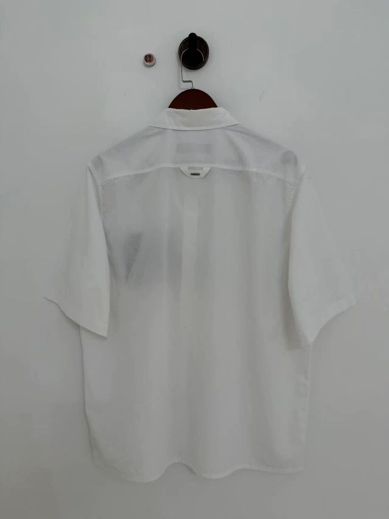 Louis Vuitton Louis Vuitton White printed logo short sleeve shirt Size US M / EU 48-50 / 2 - 2 Thumbnail