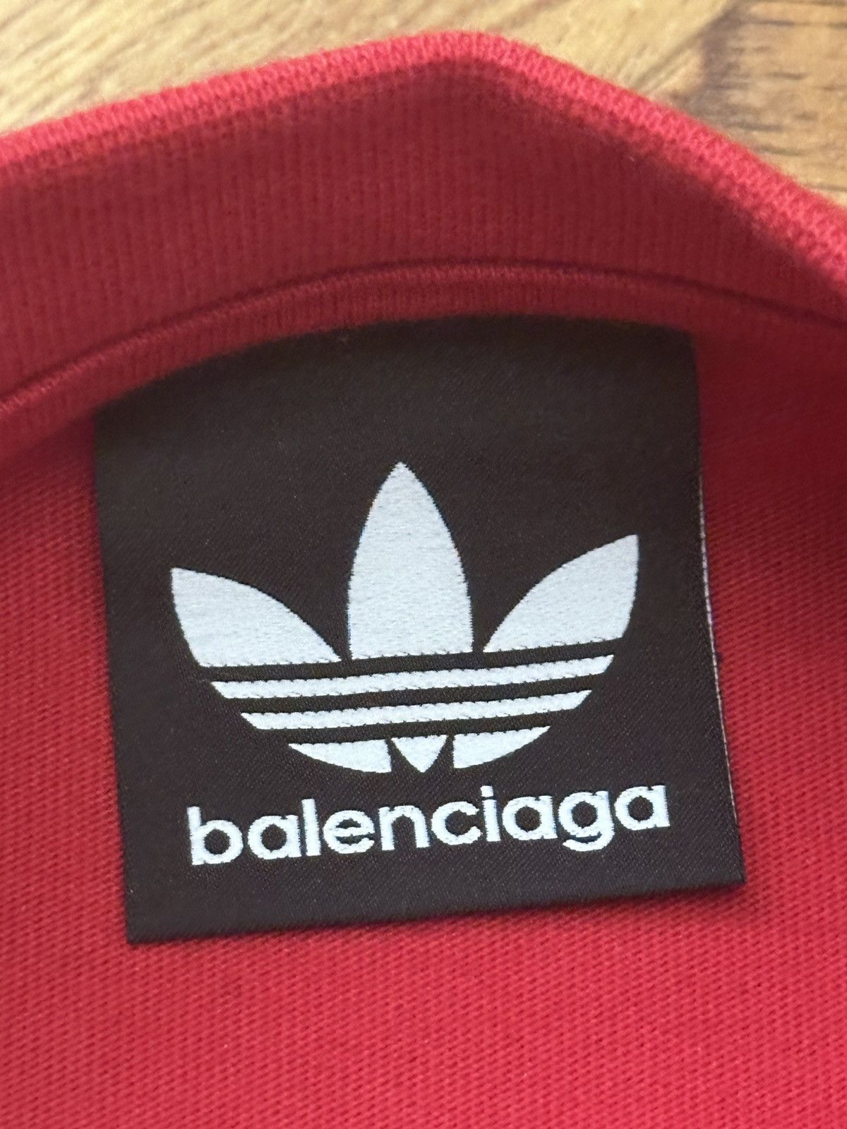 Balenciaga Balenciaga Adidas Big Logo T-shirt Red (1) Size US M / EU 48-50 / 2 - 3 Thumbnail