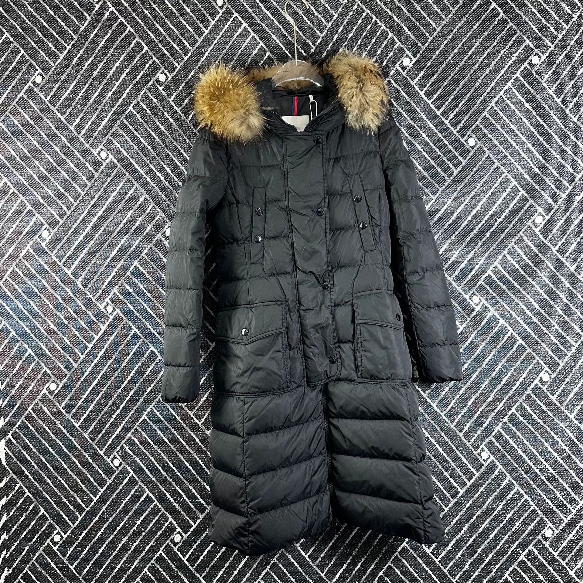 Moncler Moncler Mid-Length Down Jacket Size M / US 6-8 / IT 42-44 - 1 Thumbnail