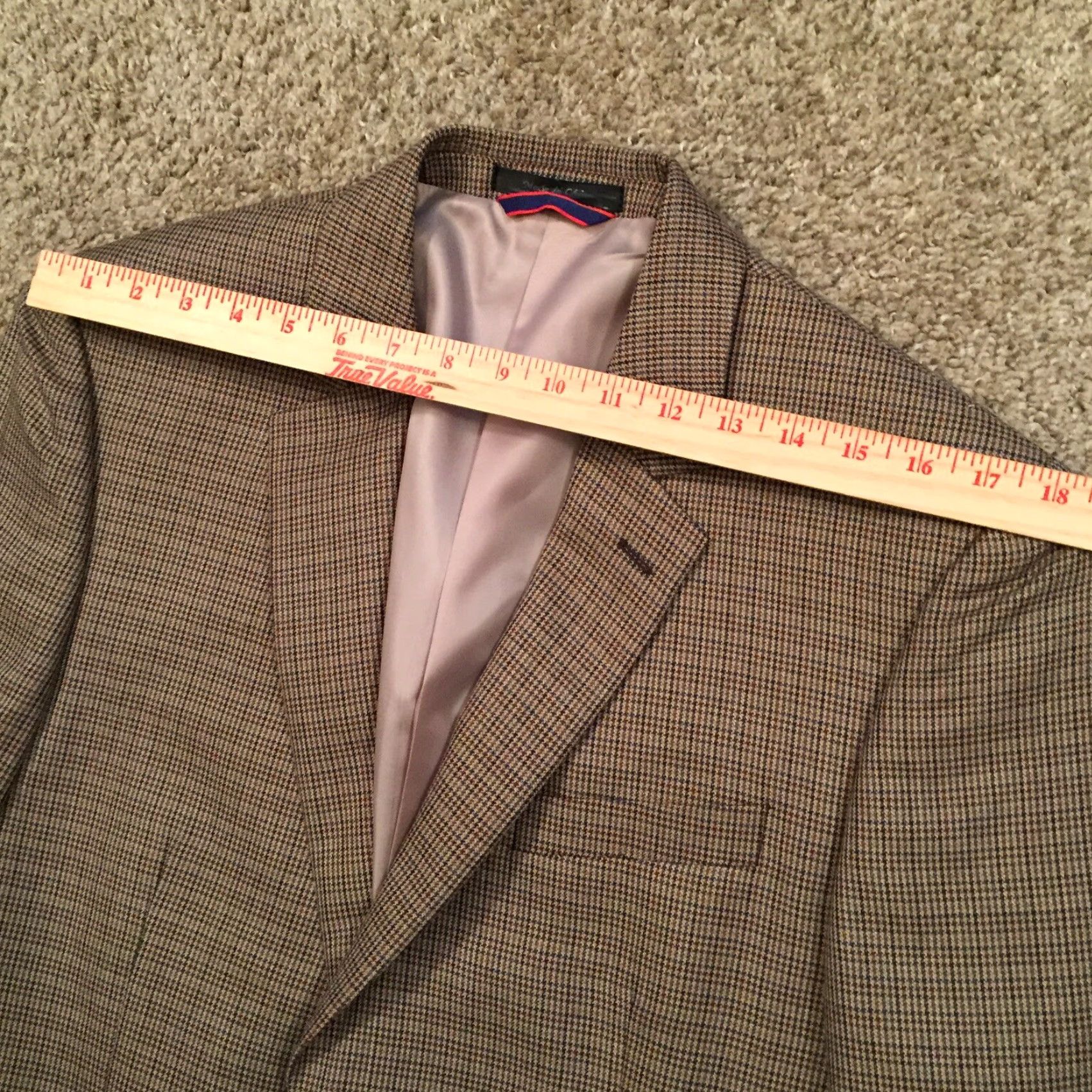 Izod Izod Blazer Mens 40 Regular Beige Plaid Two Button Polyester Blend Jacket Coat One-Button Notch Lapel Vintage? No. Size 40R - 2 Thumbnail