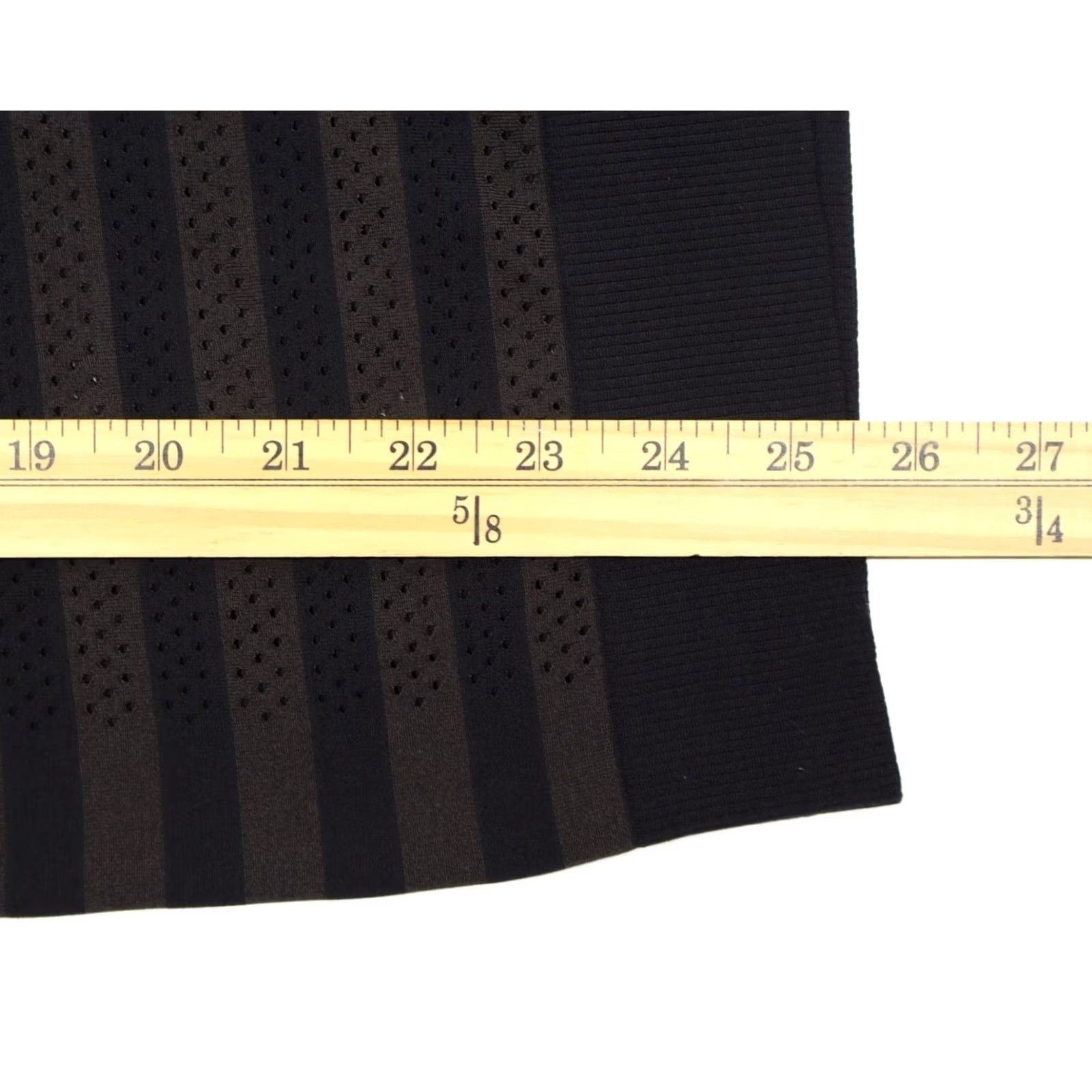 Lululemon Lululemon Women's Breeze By Long Sleeve Stripe Black / Deep Coal Sz 6 Shirt Pullover Activewear Lightweight Breathable Stretch Athletic Casual Size M / US 6-8 / IT 42-44 - 5 Thumbnail