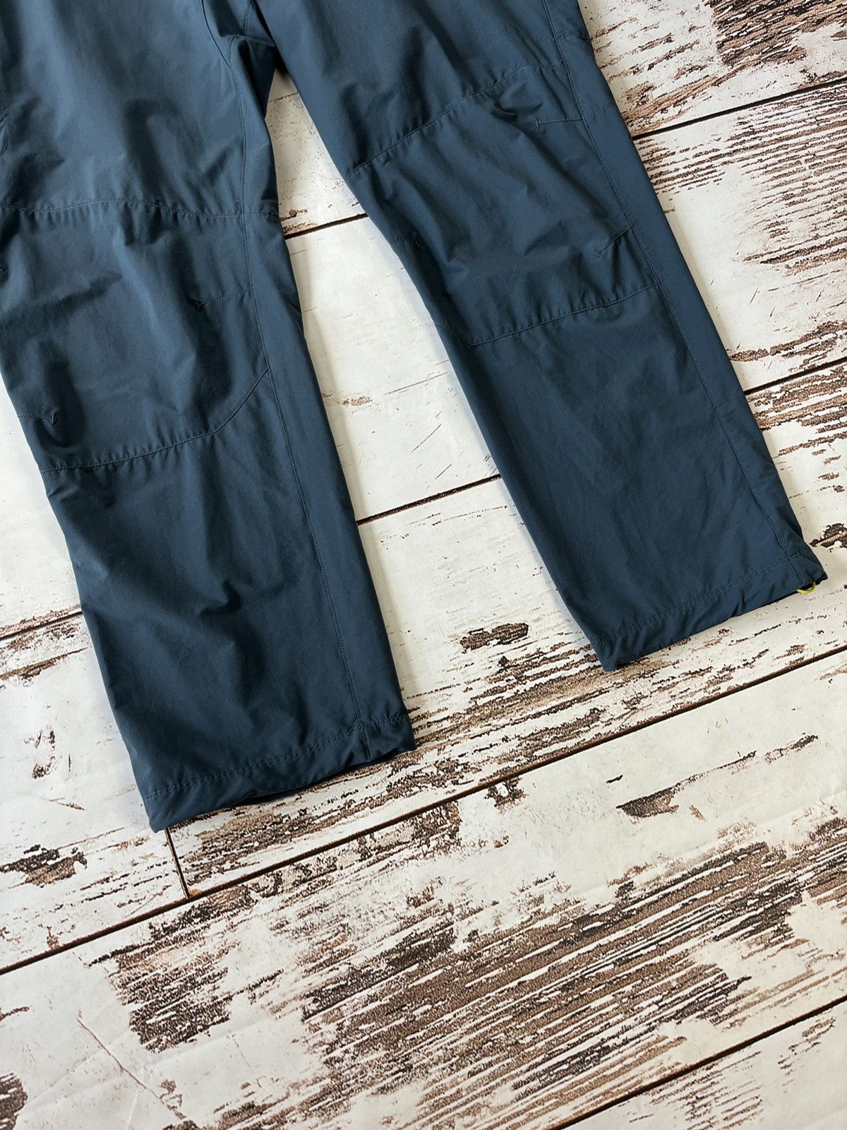 The North Face The North Face Trekking Hiking Nylon Pants Size US 38 / EU 54 - 4 Thumbnail