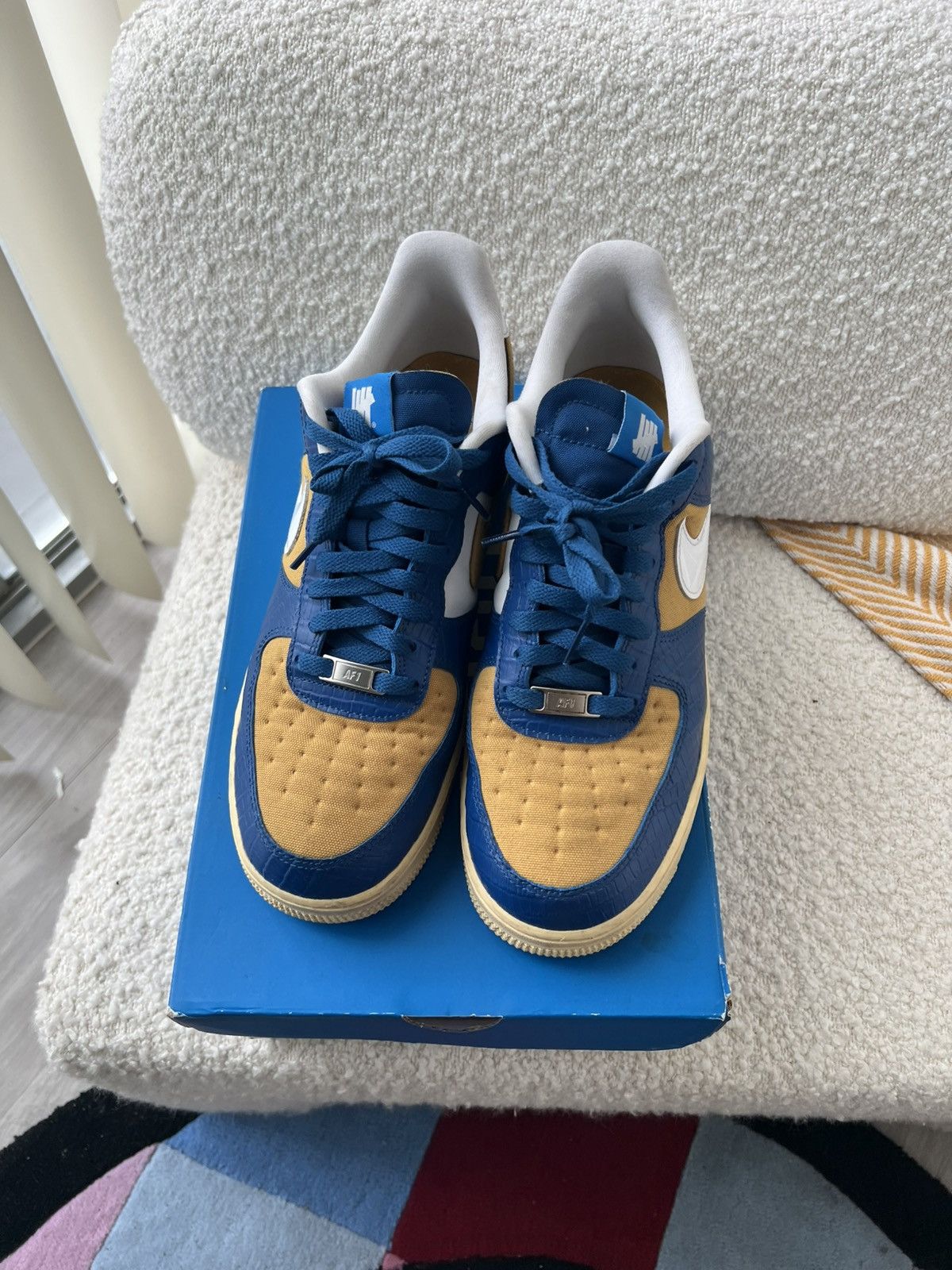 Nike × Undefeated Undefeated Nike Air Force 1 Size US 10 / EU 43 - 4 Thumbnail