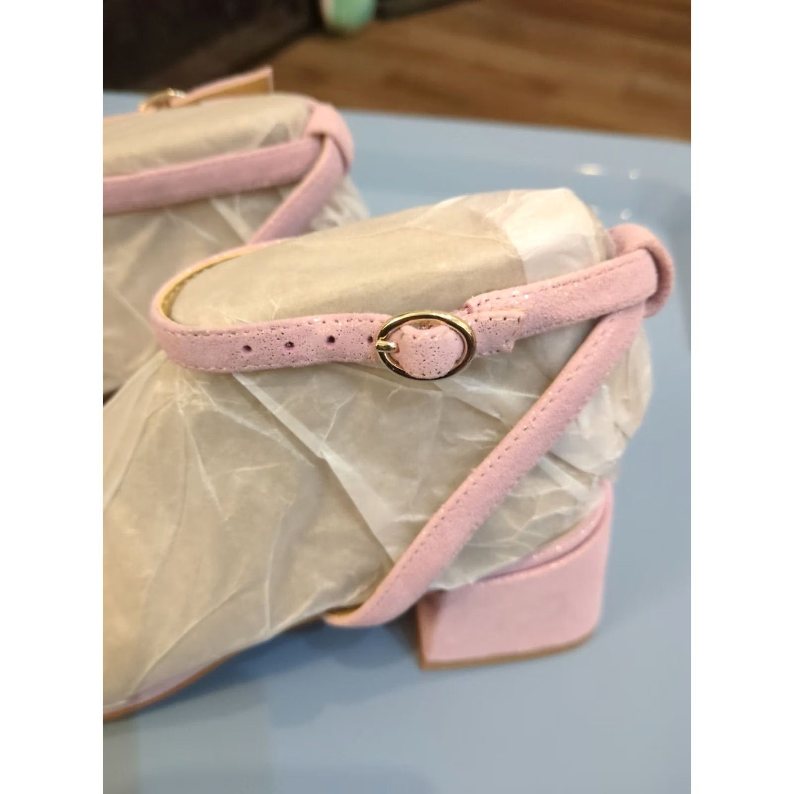 Vintage Copper Key Pink Block Heel Sandals Brand New Women US 7 Strappy Leather Block Heel Shoes Size US 7 / IT 37 - 3 Thumbnail