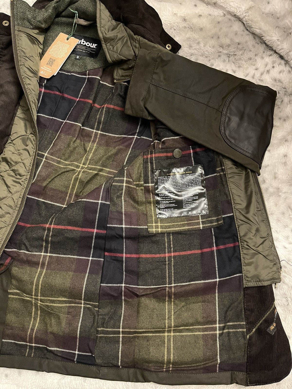 Barbour size M ~BARBOUR OGSTON WAX Jacket MSRP$625 Size US M / EU 48-50 / 2 - 5 Thumbnail