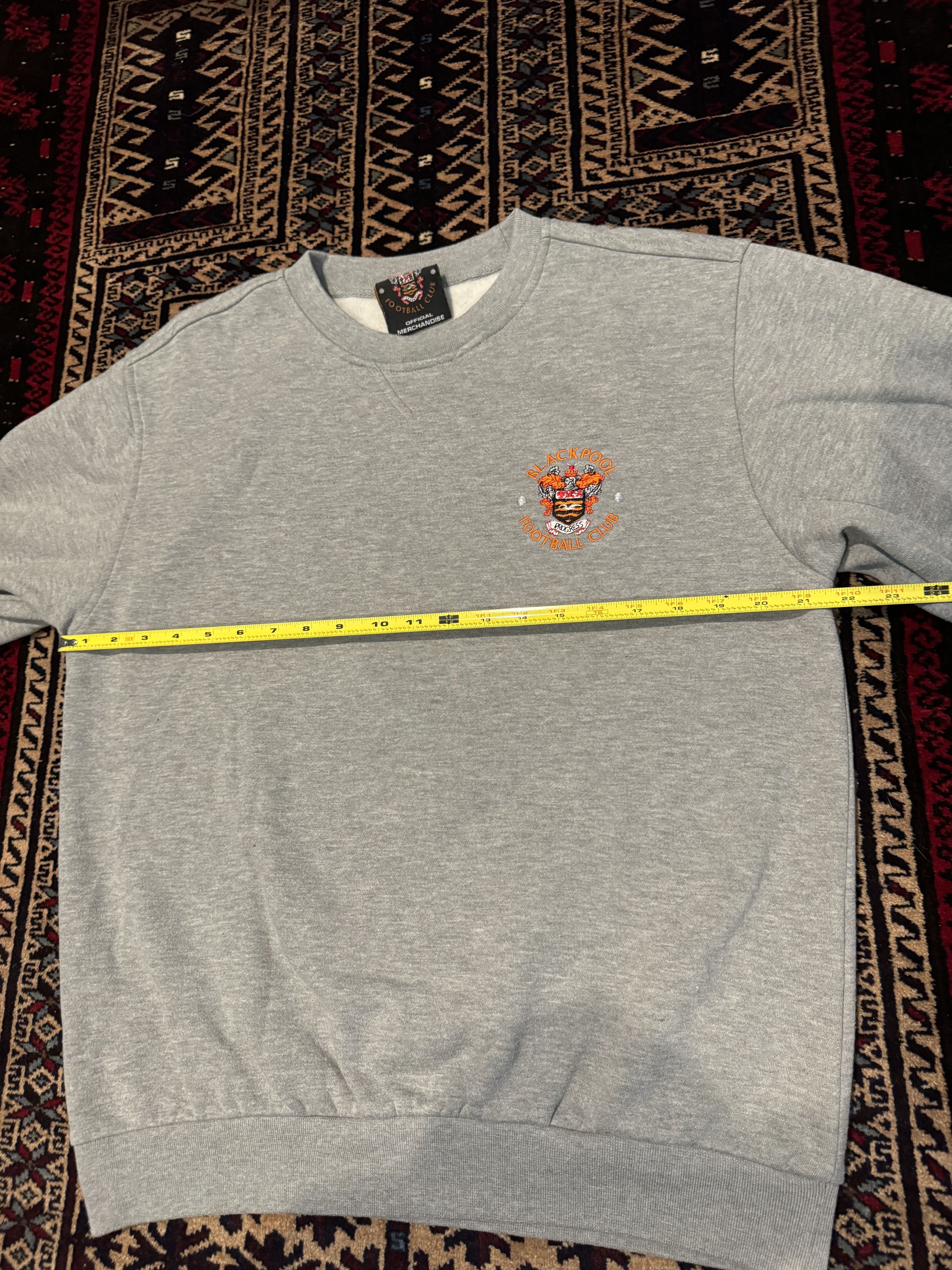 Other Blackpool FC Embroidered Crewneck Sweatshirt Size US L / EU 52-54 / 3 - 7 Thumbnail