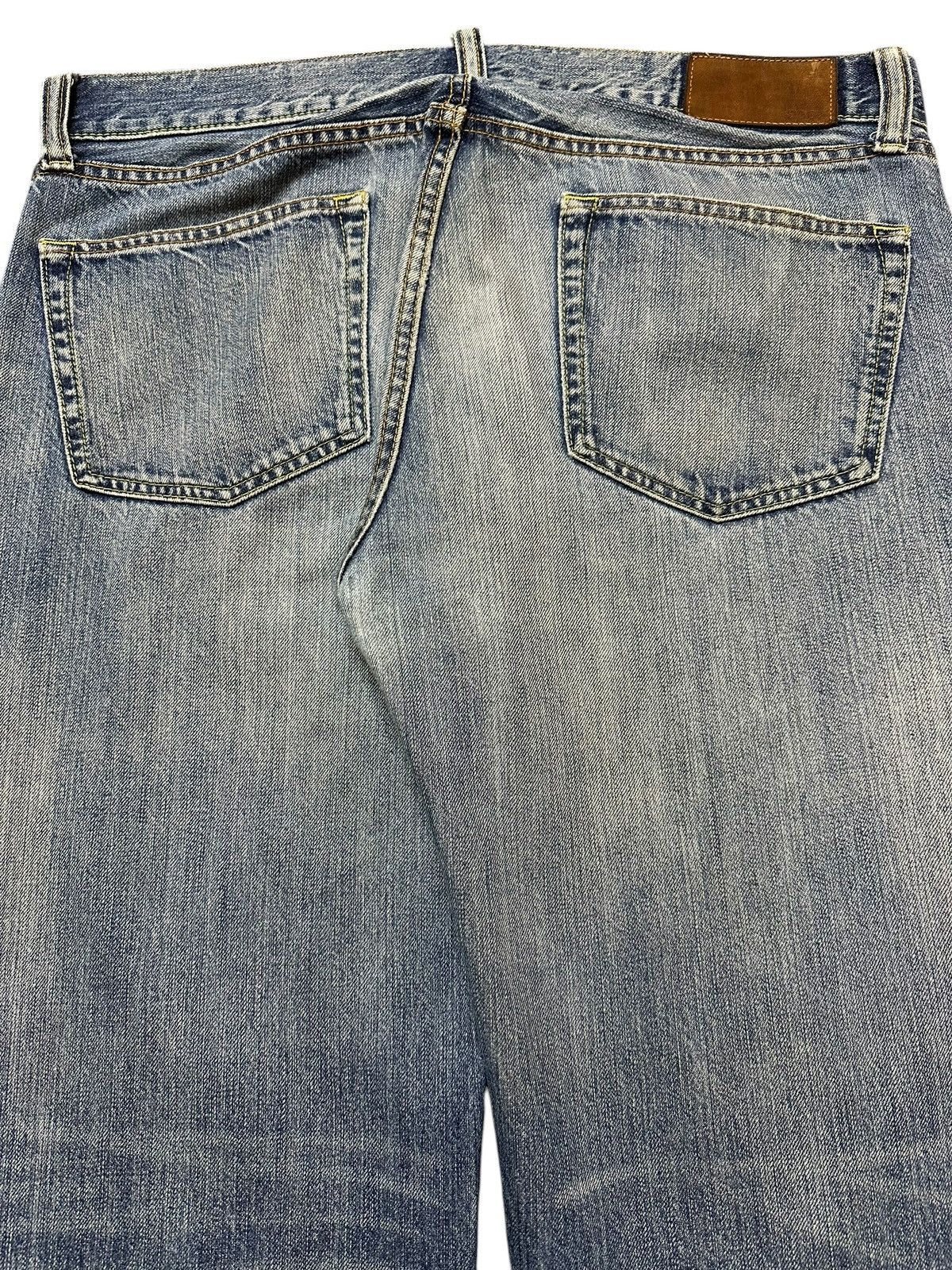 Uniqlo Vintage Japanese Uniqlo Blue Faded Wash Baggy Jeans Size US 36 / EU 52 - 6 Thumbnail