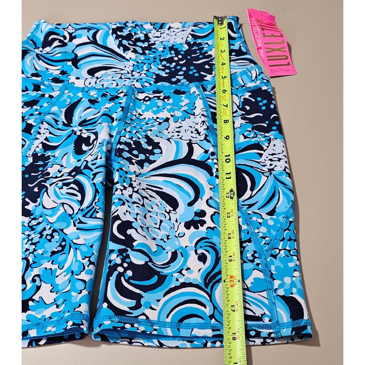 Lilly Pulitzer New Lilly Pulitzer LUXLETIC South Beach Mermazing Shorts S Size 25" / US 0 / IT 36 - 4 Thumbnail