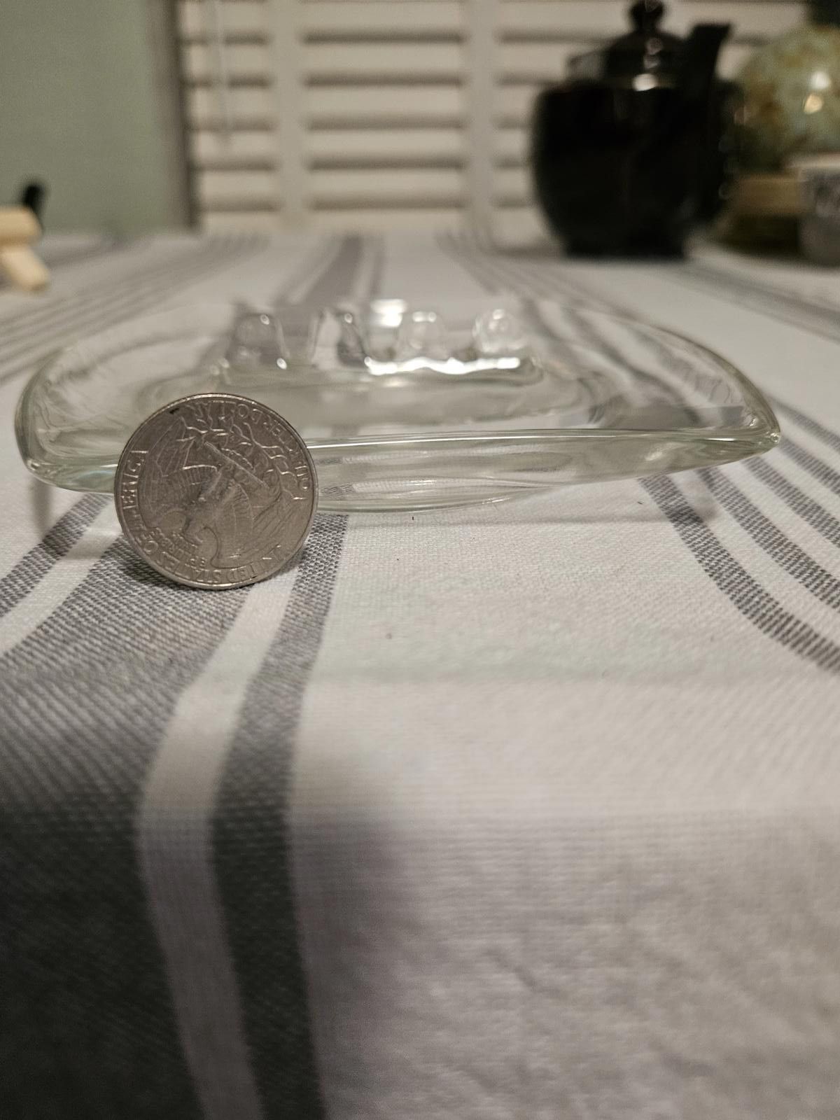 Designer Clear glass oblong ashtry, 4 spots Size ONE SIZE - 3 Thumbnail